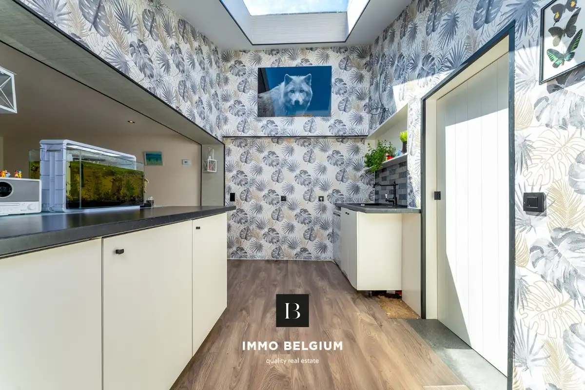Gerenoveerde woning nabij het strand van de Vosseslag foto 9