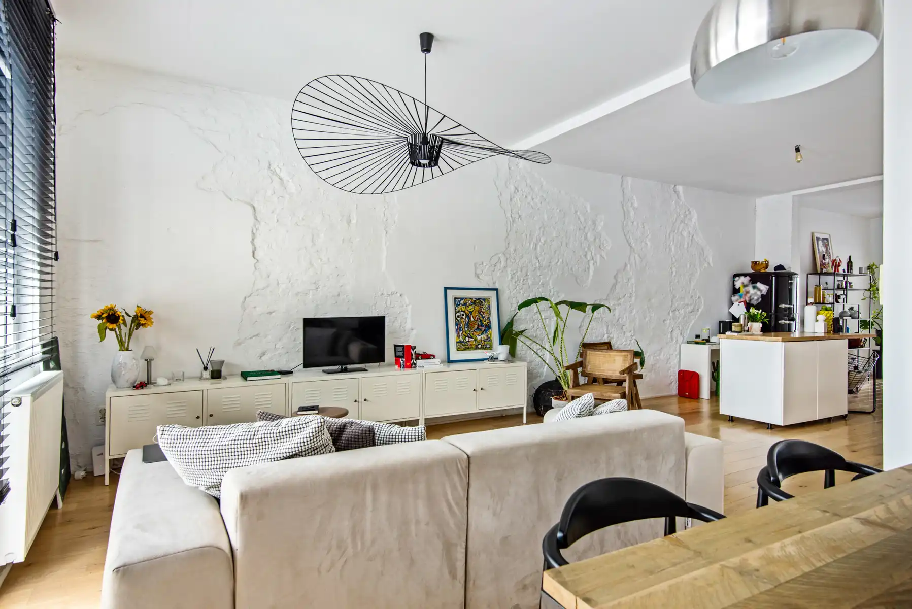 Ruim en luxueus appartement met 2 kamers  foto 6
