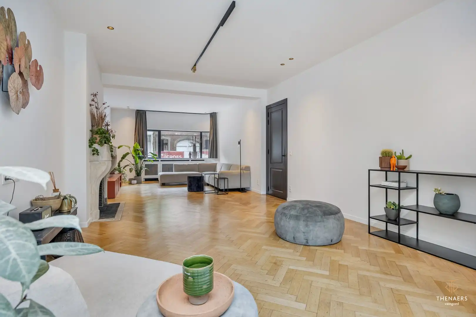 Stijlvol gerenoveerde karakterwoning nabij het centrum van Sint-Truiden. foto 7
