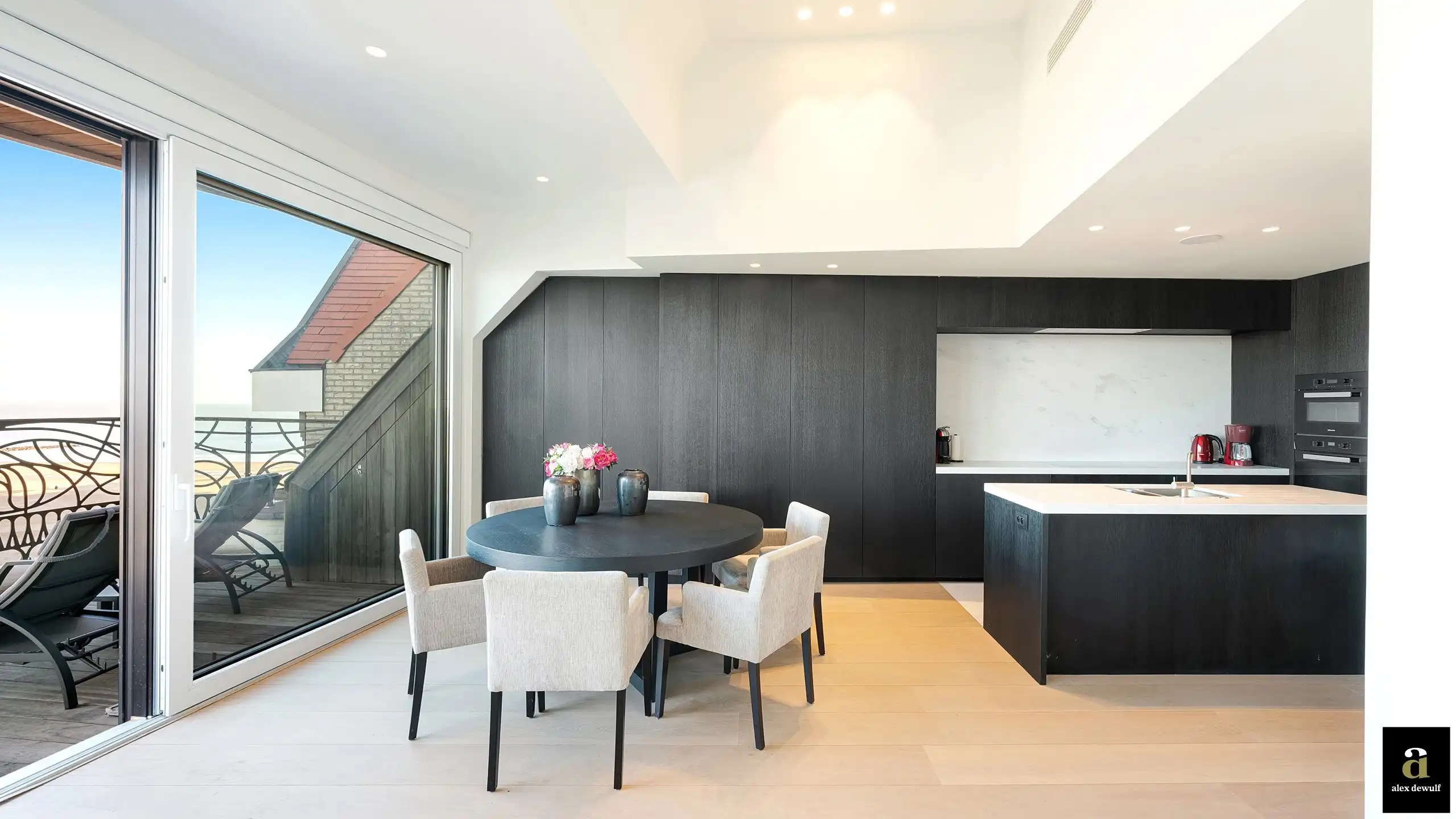 Penthouse (met 12m gevel) met zeezicht op het Albertplein    foto 9