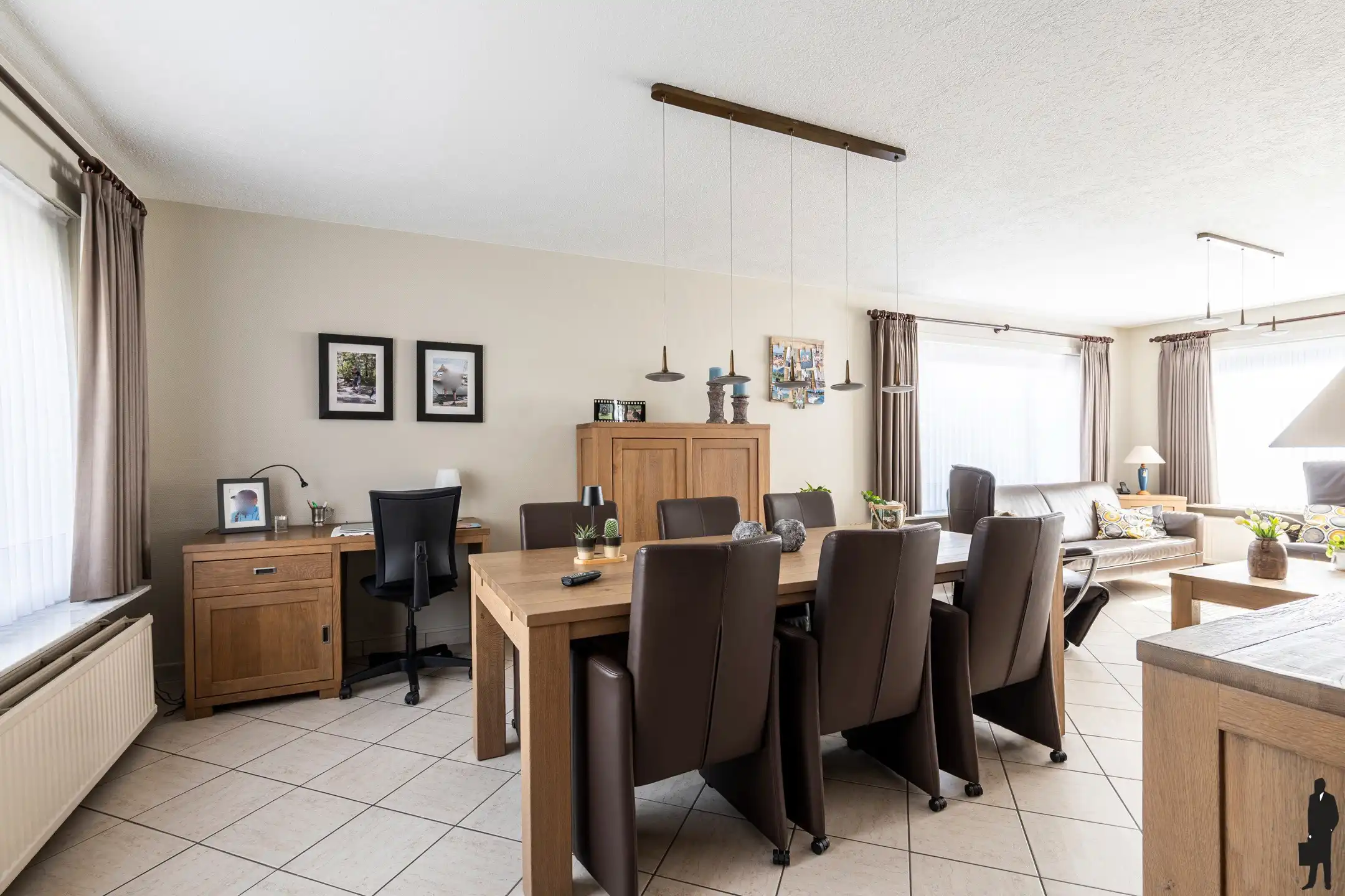 Woning met garage op 615m² grond in centrum Poppel. foto 4