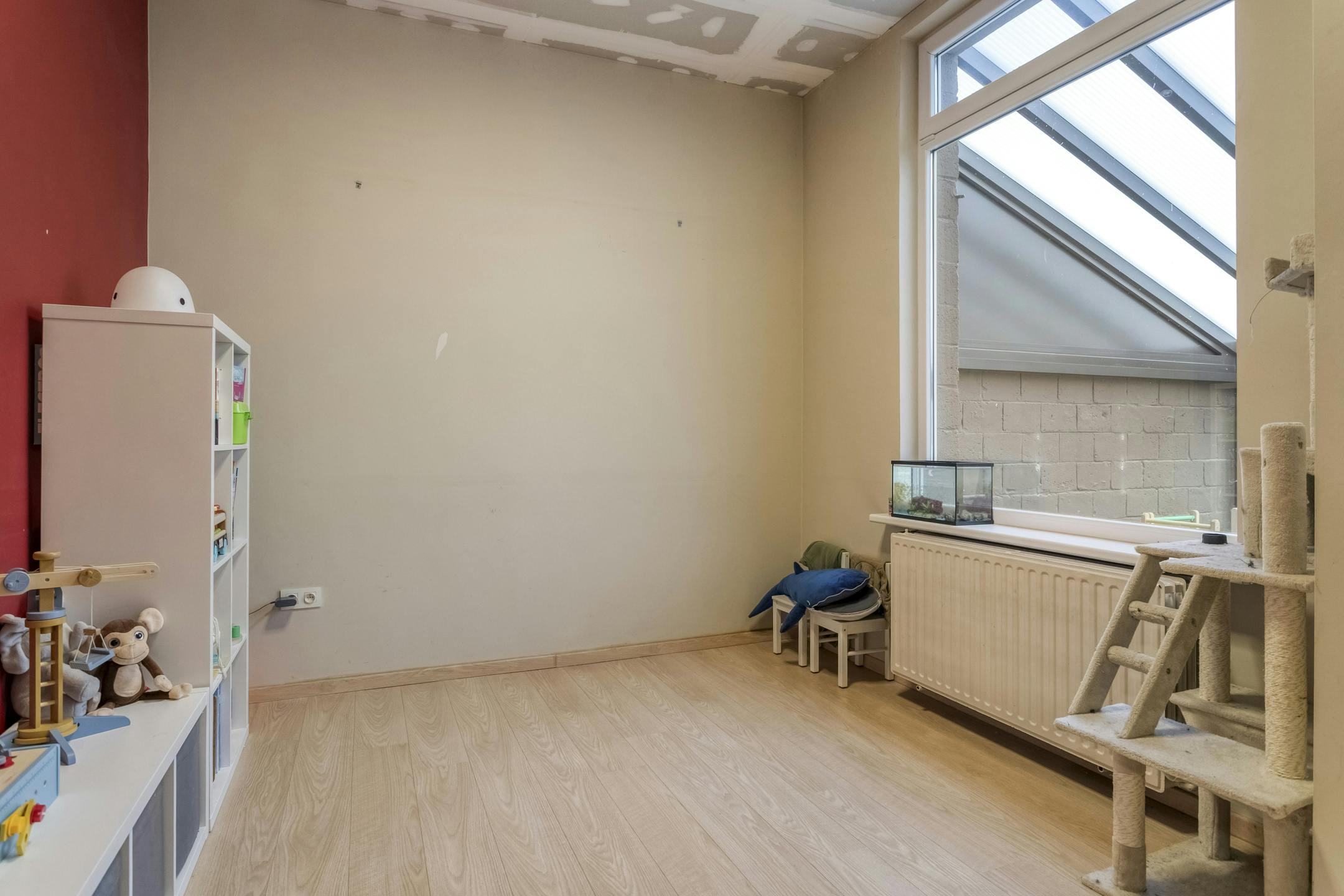 Energiezuinige woning te koop in Ieper met 5 kamers foto 8
