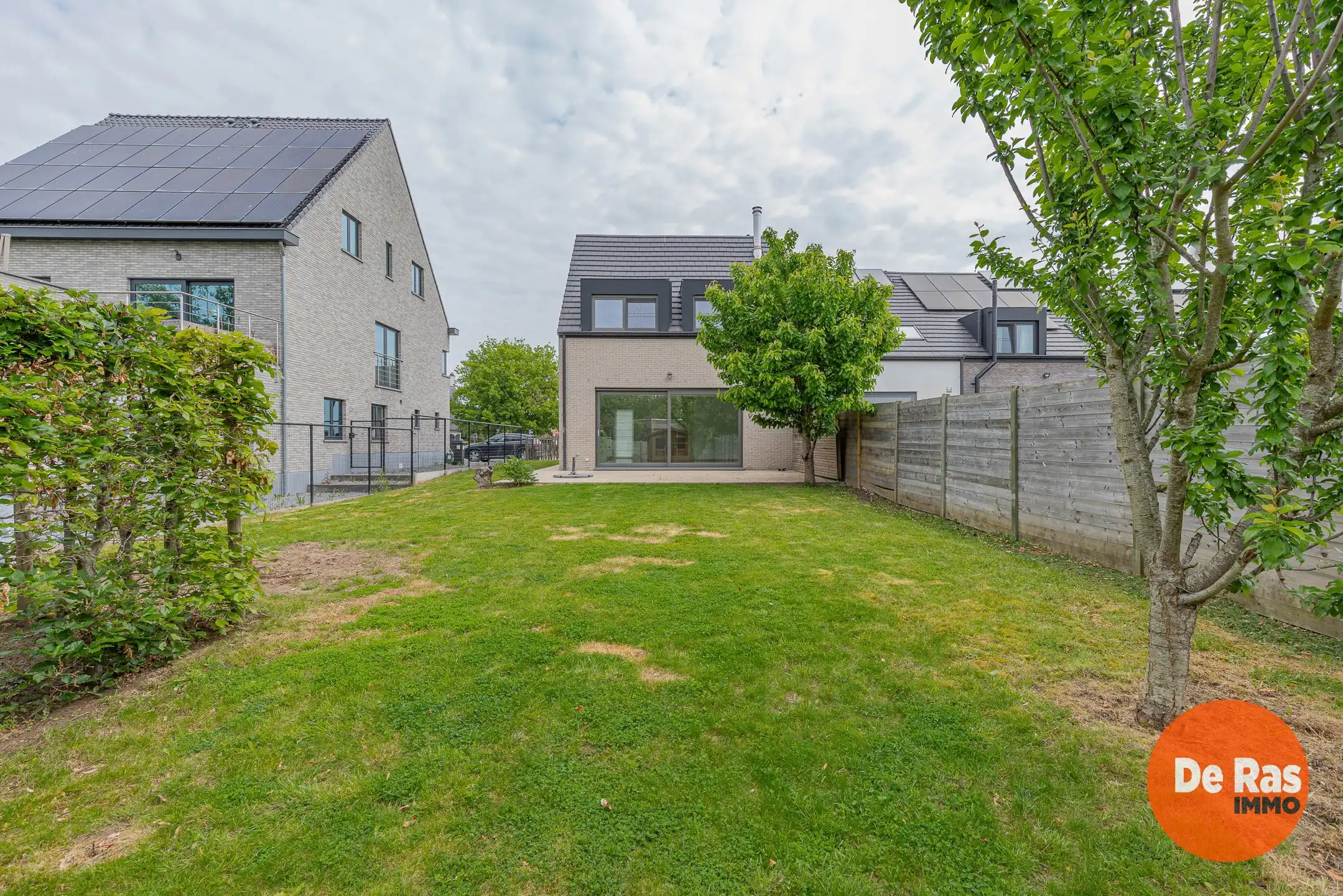 OORDEGEM – Recente  HOB met drie slaapkamers en tuin foto 15