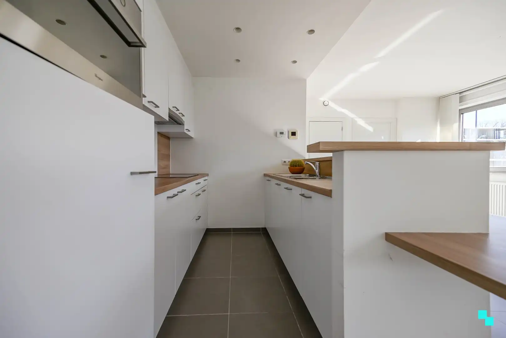 Gelijkvloers hoekappartement nabij kasteelpark Blauwhuis te Izegem foto 13