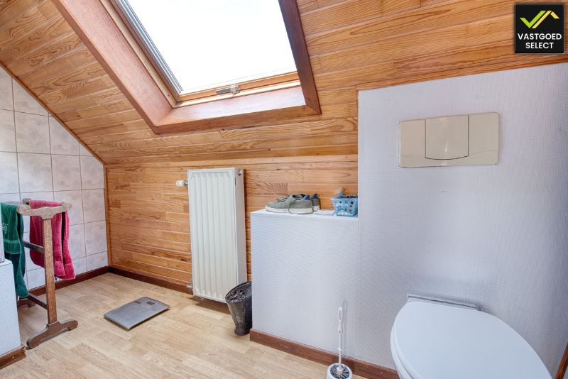 Te huur: ruime en energiezuinige gezinswoning in Sint-Jan-in-Eremo foto 16
