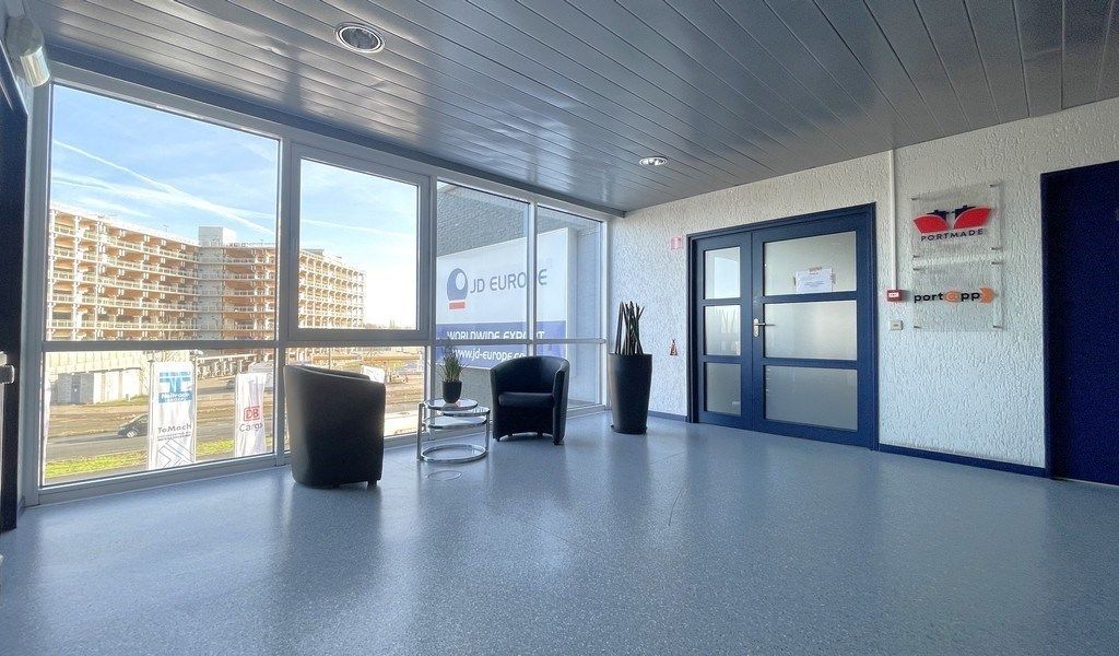 Kantoorruimte te huur in Maritime House foto 13