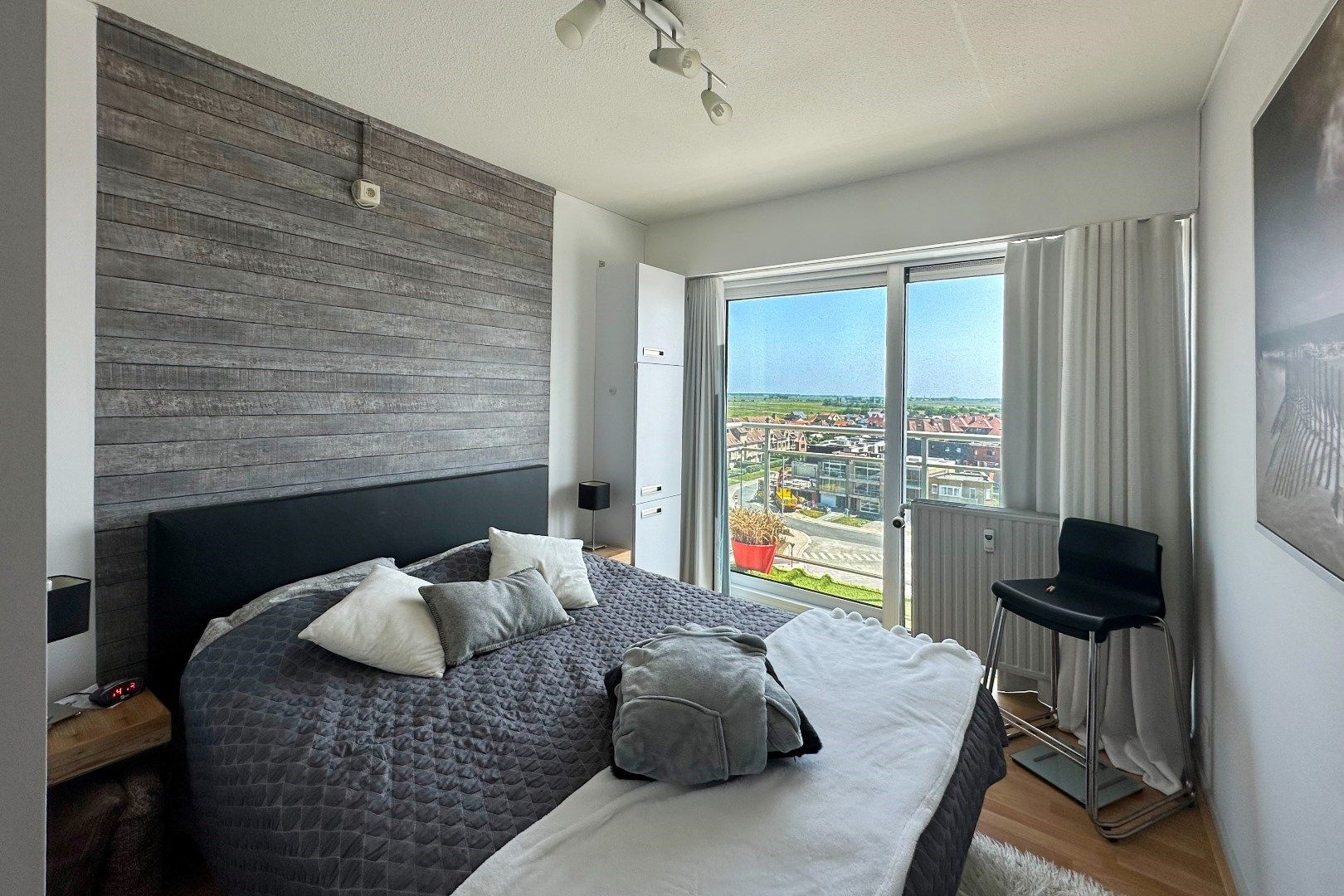 Zonnig appartement met adembenemend uitzicht in hartje Wenduine – op een topligging aan zee foto 12