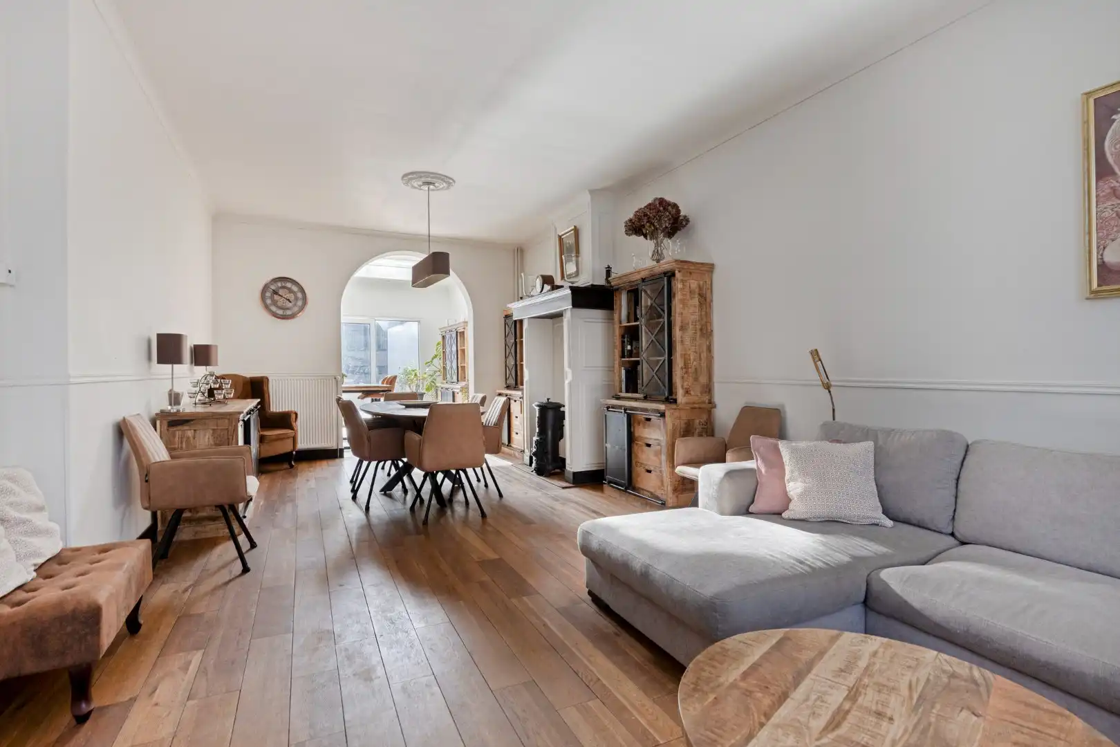 Karaktervolle herenwoning uit 1871 met 4 slaapkamers en prachtige stadstuin foto 4