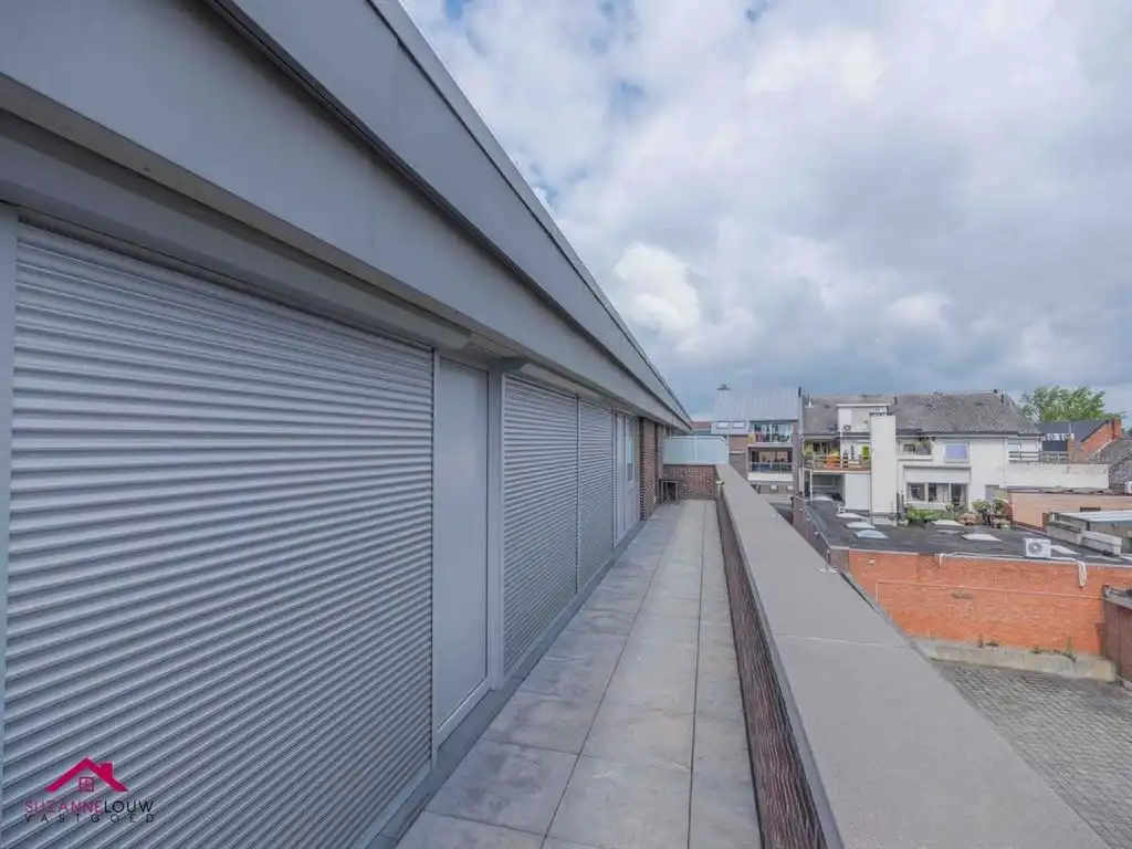 Instapklaar penthouse met terras aan voor- en achterzijde foto 32