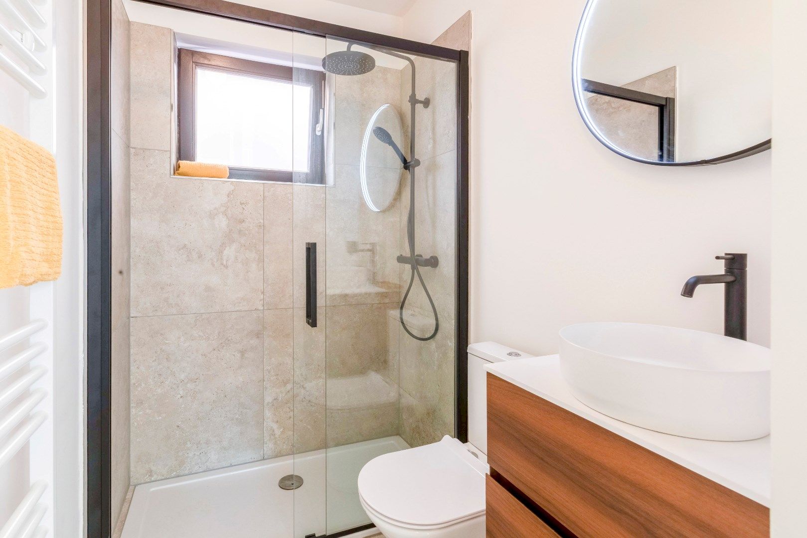 PRACHTIG GERENOVEERD APPARTEMENT met lateraal zeezicht te Koksijde  foto 9