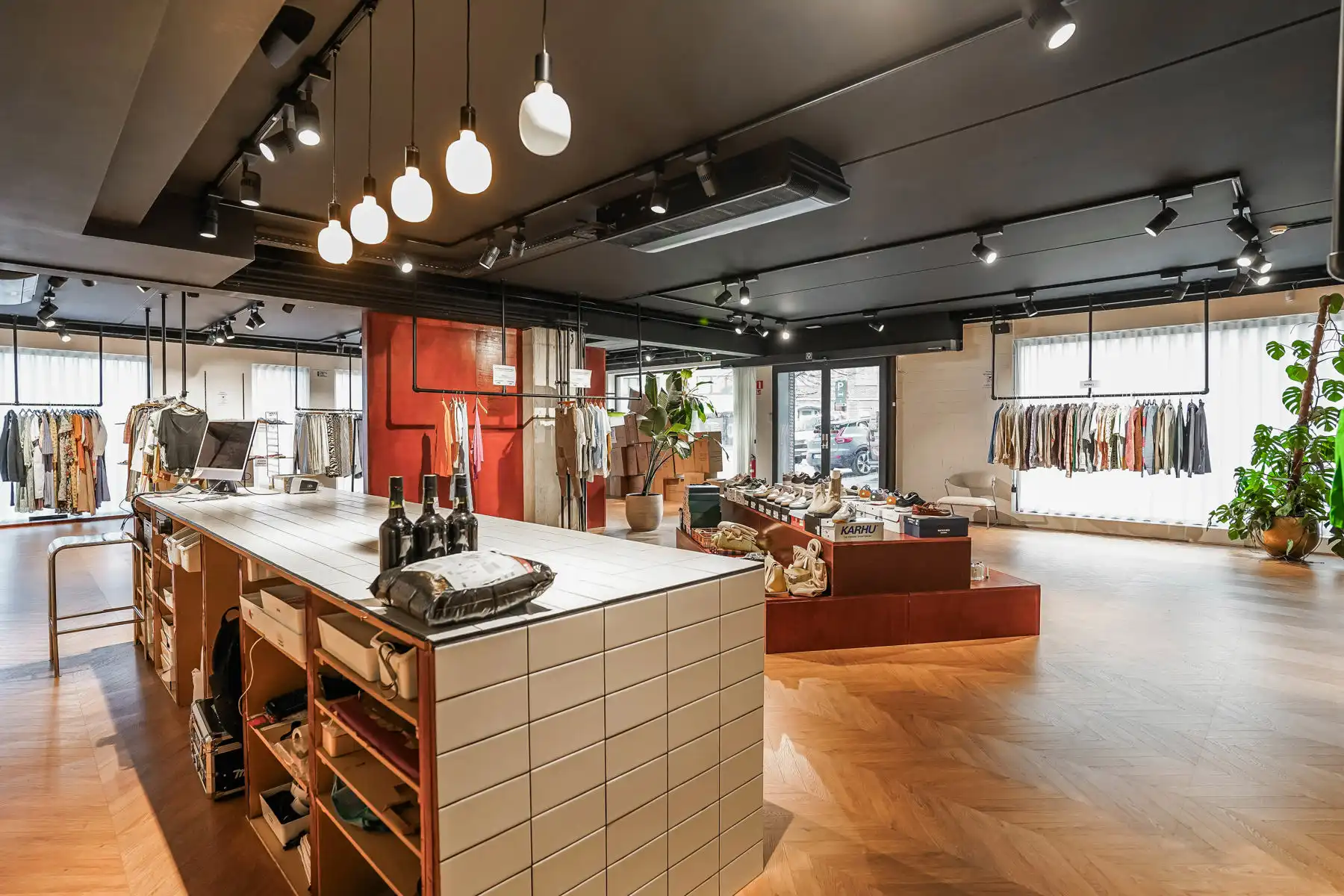 Zeer ruim en veelzijdig commercieel gelijkvloers op topligging in Wolvertem foto 5