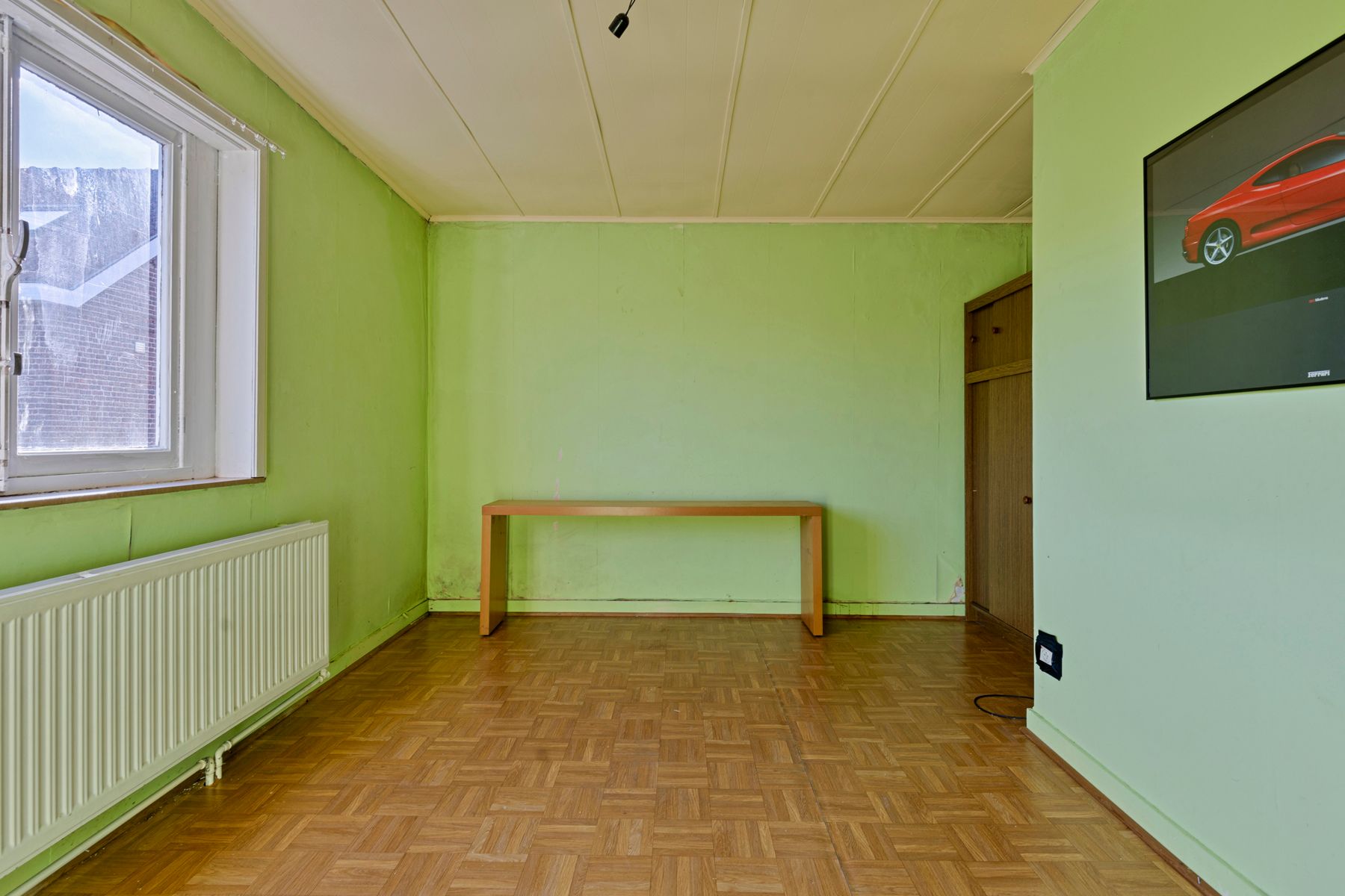 Gezinswoning met 4 slaapkamers, 2 badkamers, garage en tuin foto 26
