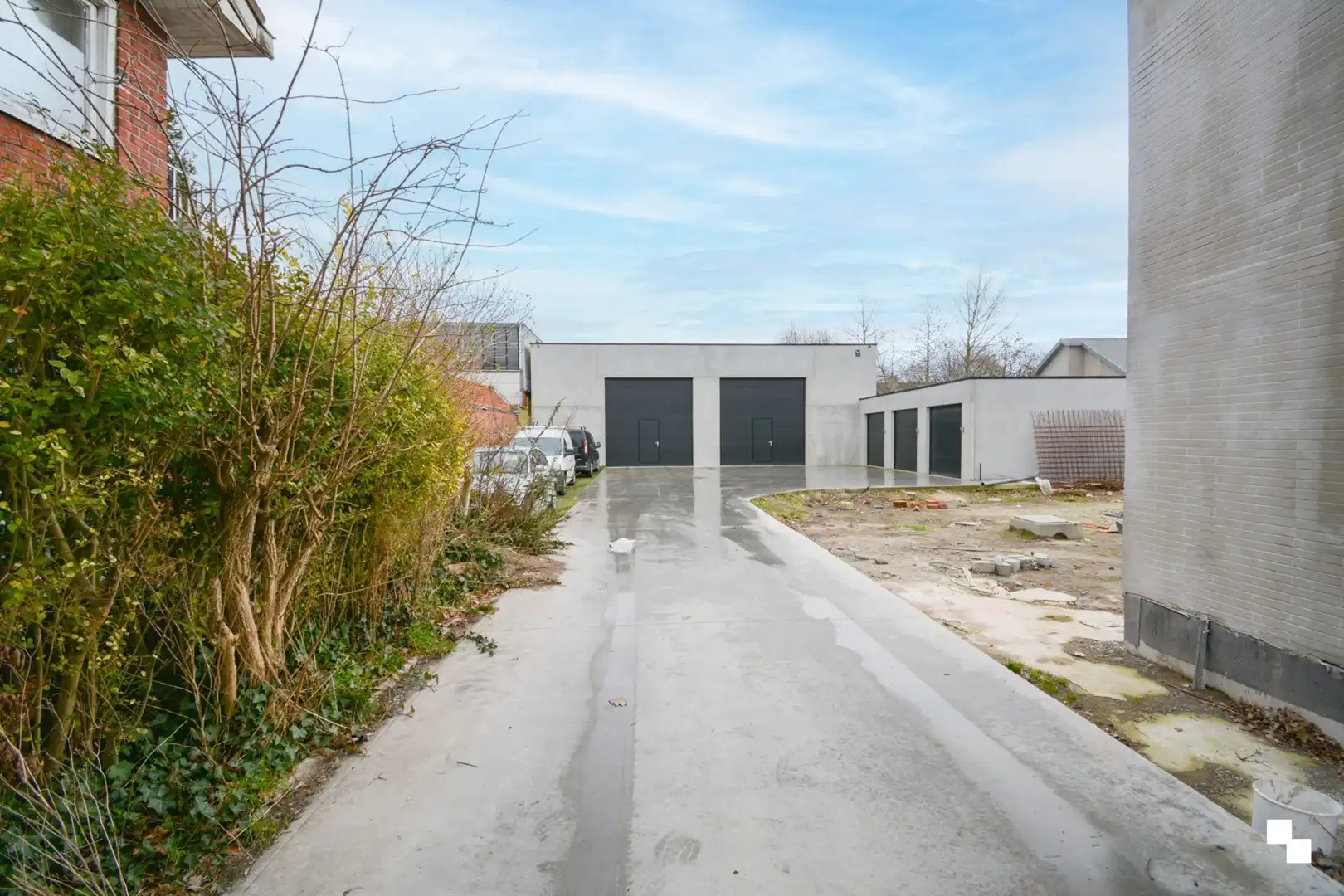 Nieuwbouw KMO-unit van ca. 225 m² te Izegem foto 11