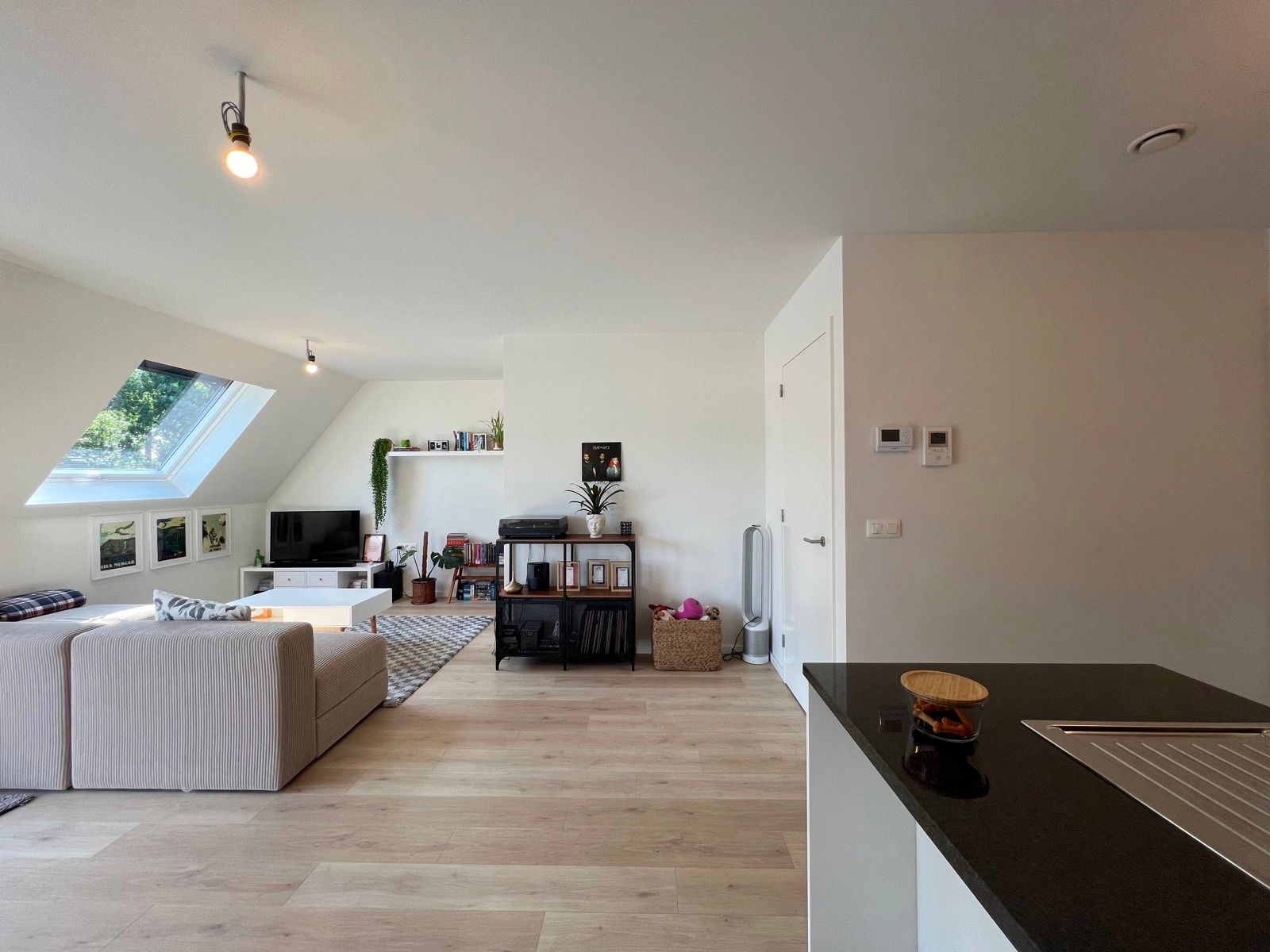 Zonnig appartement met 2 slaapkamers, terras en staanplaats  foto 5