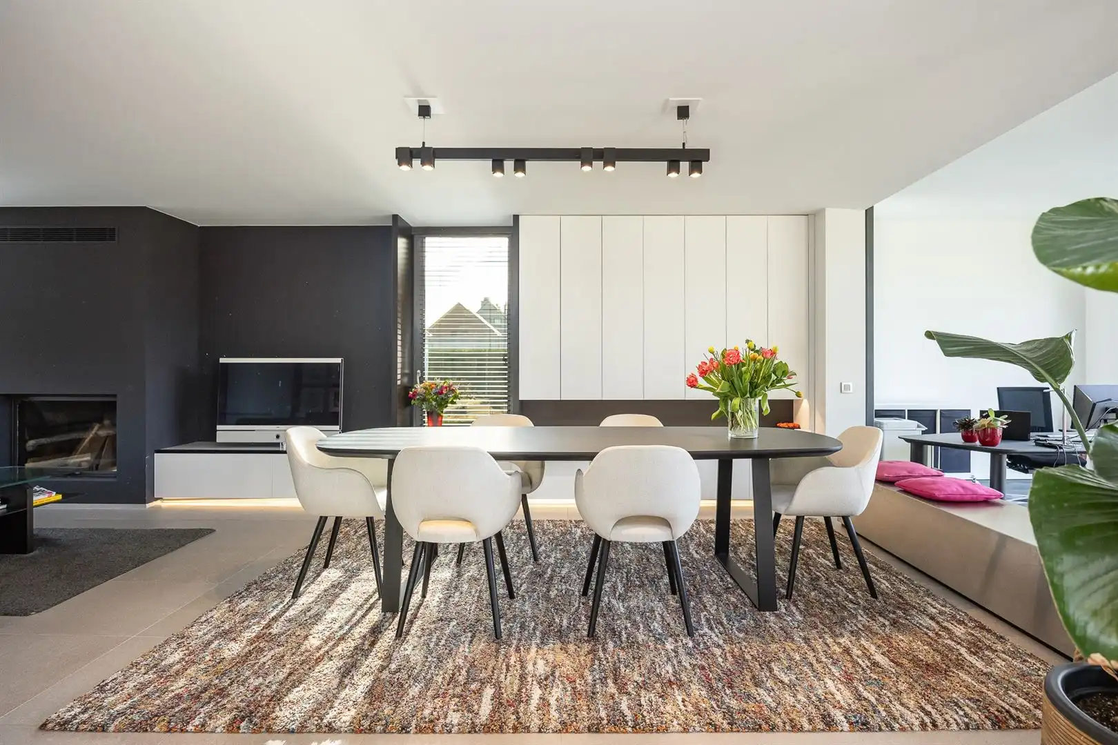 Stijlvolle villa met moderne uitbouw en zuidwest tuin. foto 7