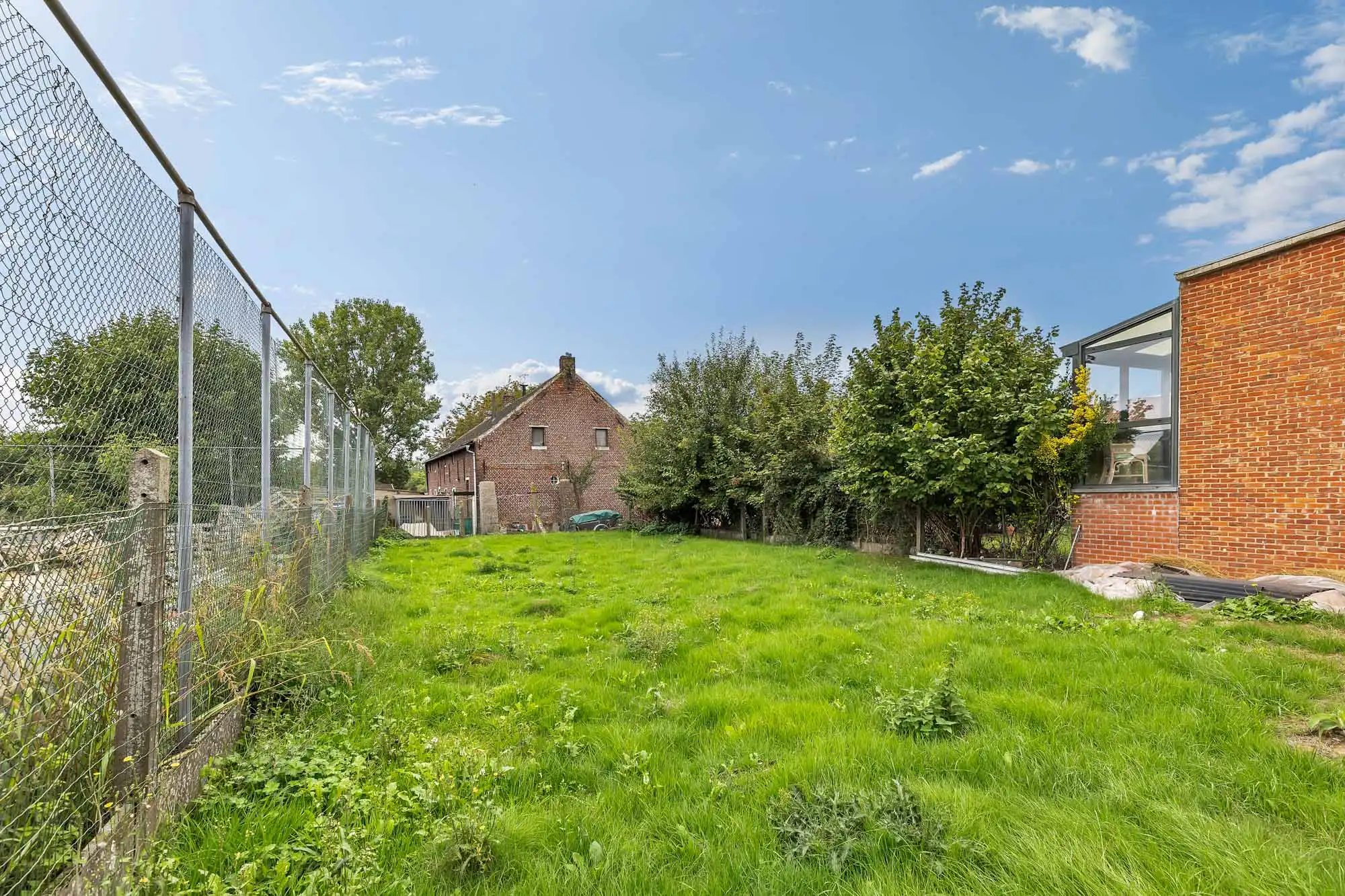 Te renoveren woning op 15a46ca met tal van mogelijkheden! foto 20