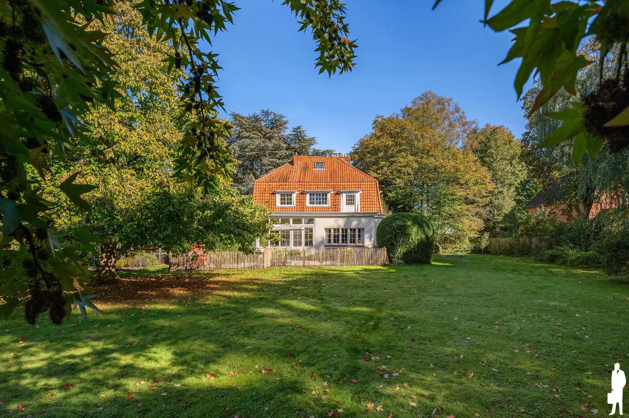 Charmante authentieke villa met prachtige tuin en bijgebouw in een doodlopende straat nabij het centrum van Kalmthout foto 2