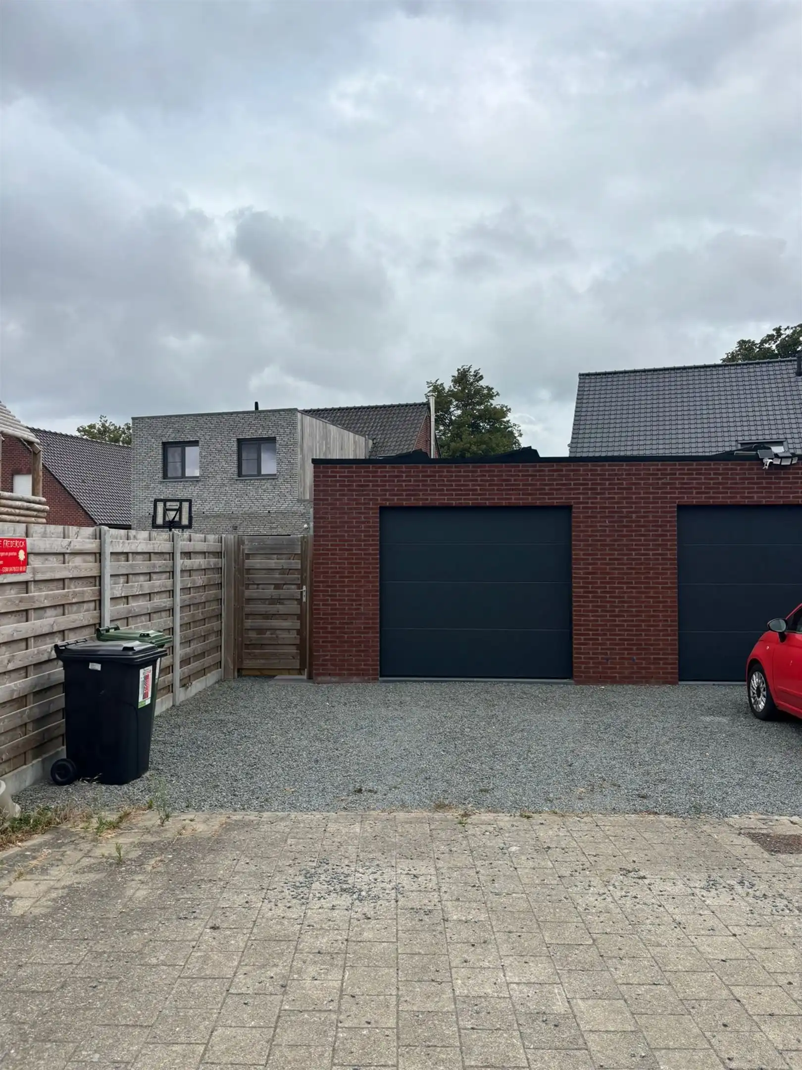 Halfopen bebouwing met 3 slpk's foto 16