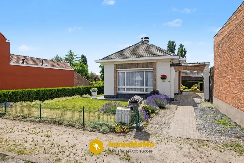 Hoofdfoto van de publicatie: TE RENOVEREN WONING MET POTENTIEEL - TE KOOP IN WACHTEBEKE
