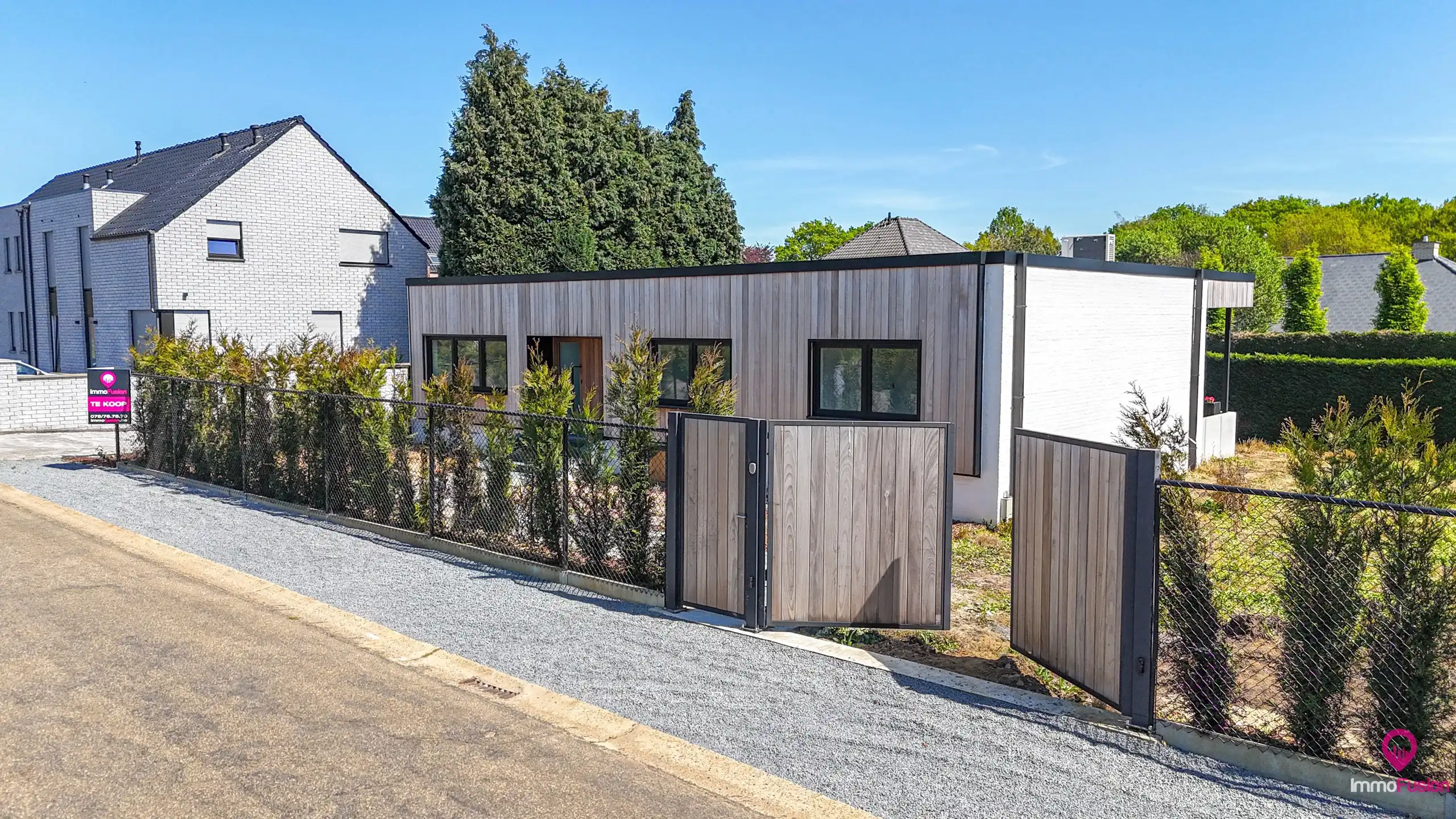 Totaalgerenoveerde, instapklare woning met 3 slpks te Zolder foto 48