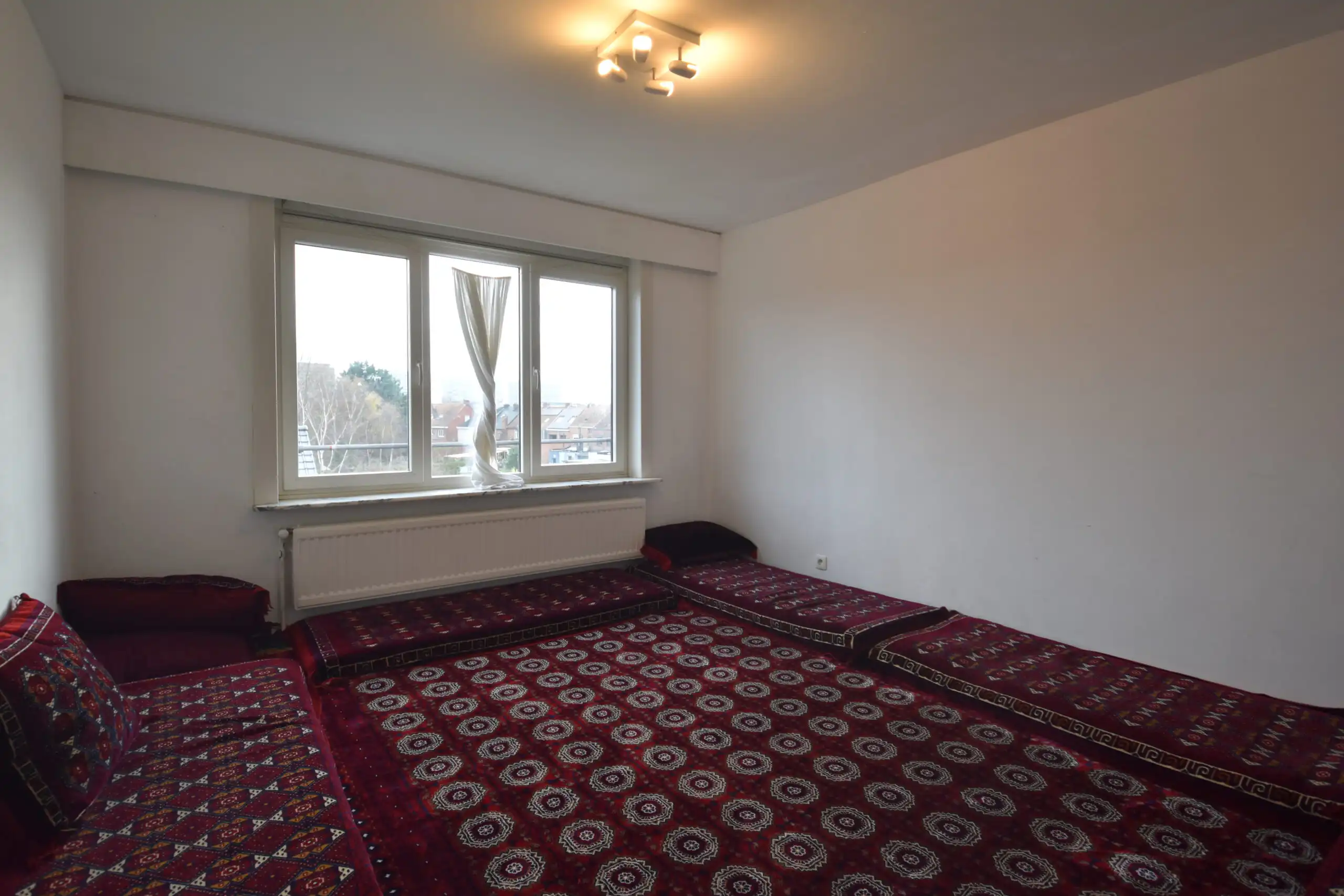 Unieke Vastgoedinvestering in hartje Sint-Niklaas foto {{pictureIndex}}