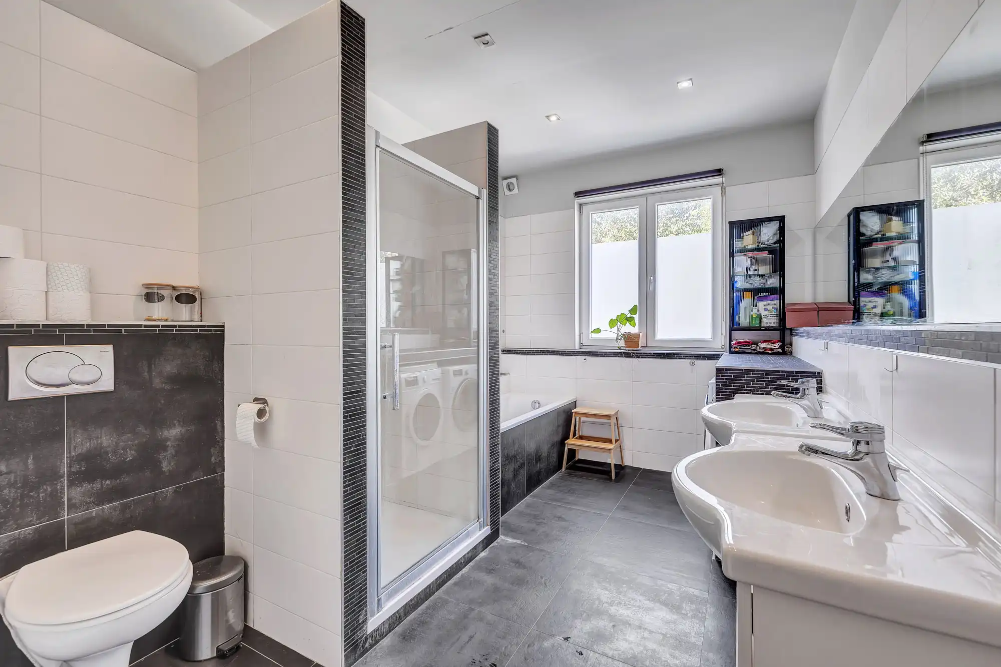 Instapklare woning met 4 slaapkamers te Anderlecht foto 13