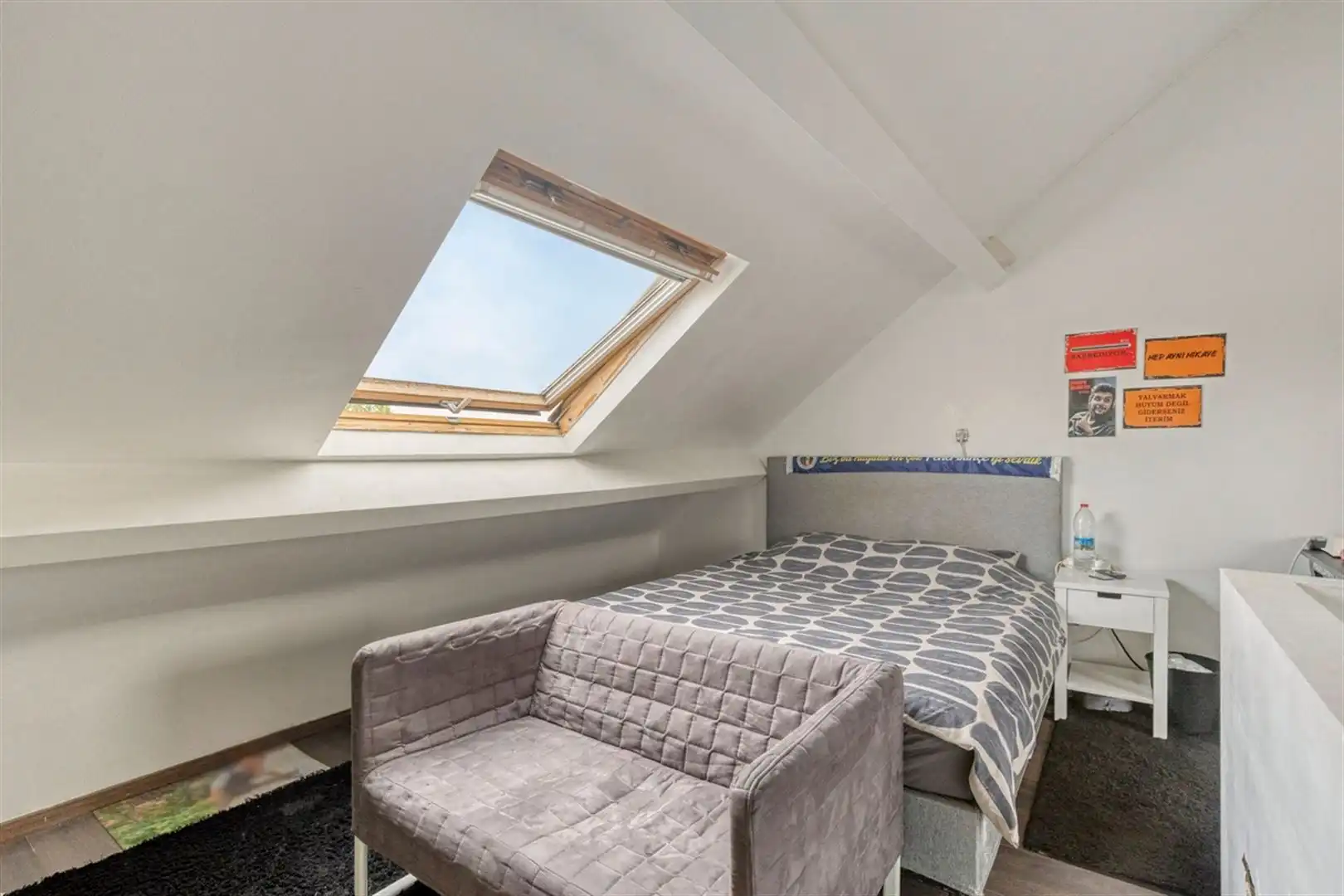 Instapklare rijwoning op 230 m² met 3 slaapkamers, 2 badkamers en grote garage. foto 17