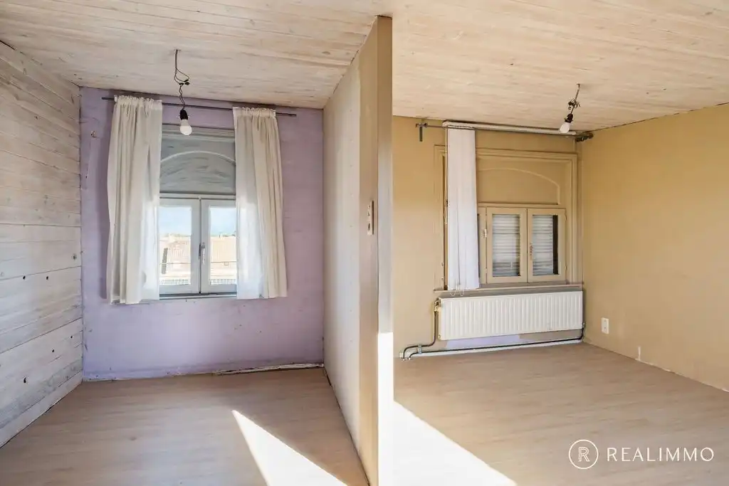 Op te frissen woning met 3 slaapkamers en binnenkoer te Celles foto 16