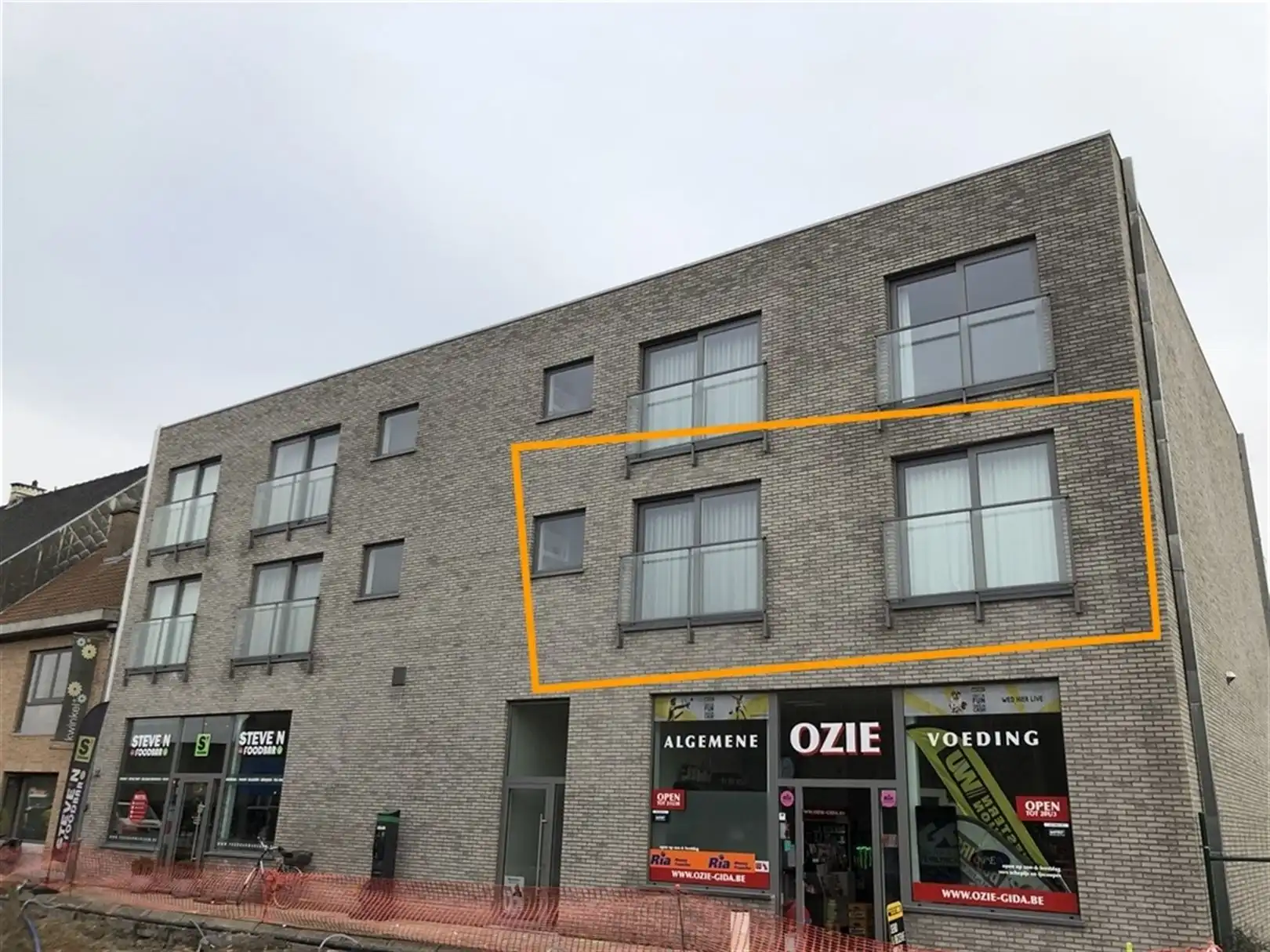 Modern, recent appartement met 1 slpk! foto 2