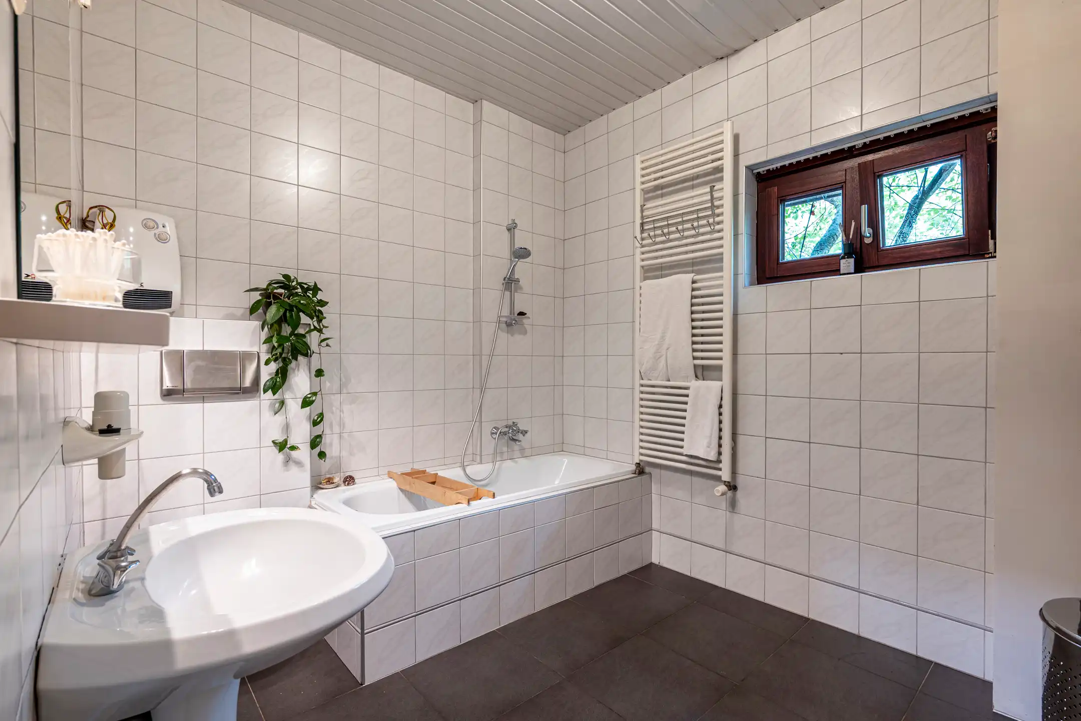 Ruime gezinswoning op een perceel van 1.350m² in Weelde foto 22