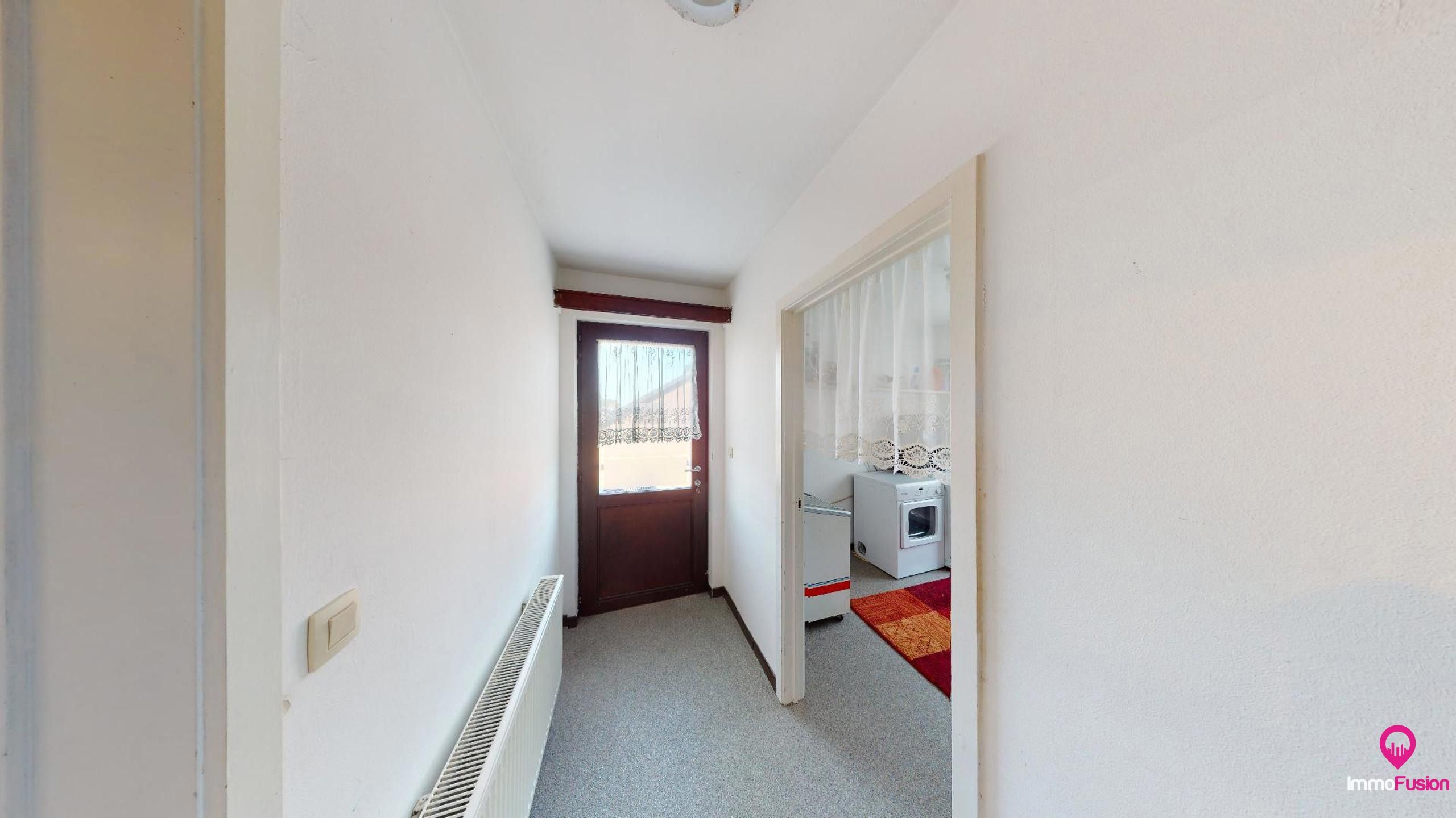 Riant handelspand met apart appartement + parking op toplocatie! foto 30