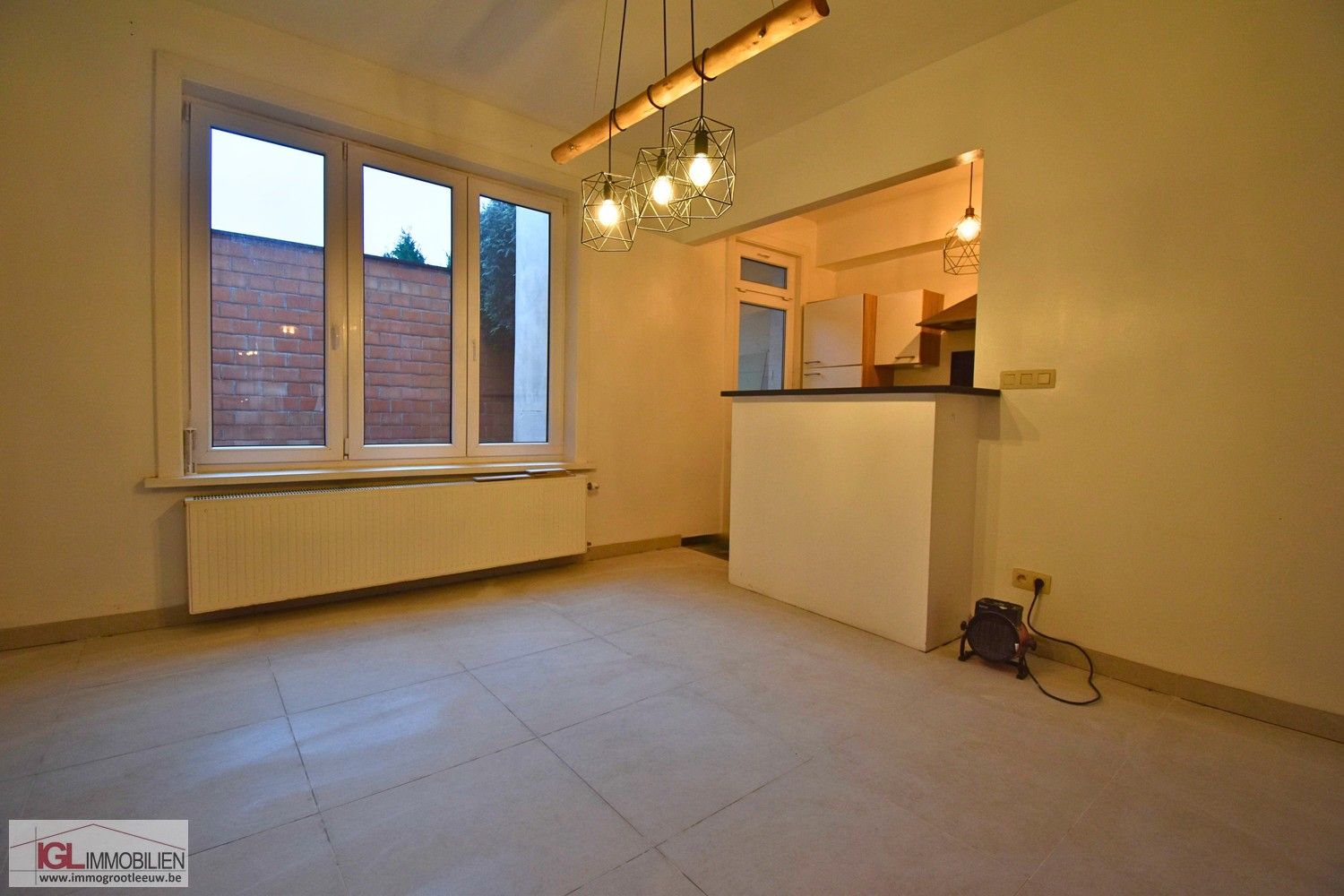Woning te huur in Sint-Pieters-Leeuw foto {{pictureIndex}}