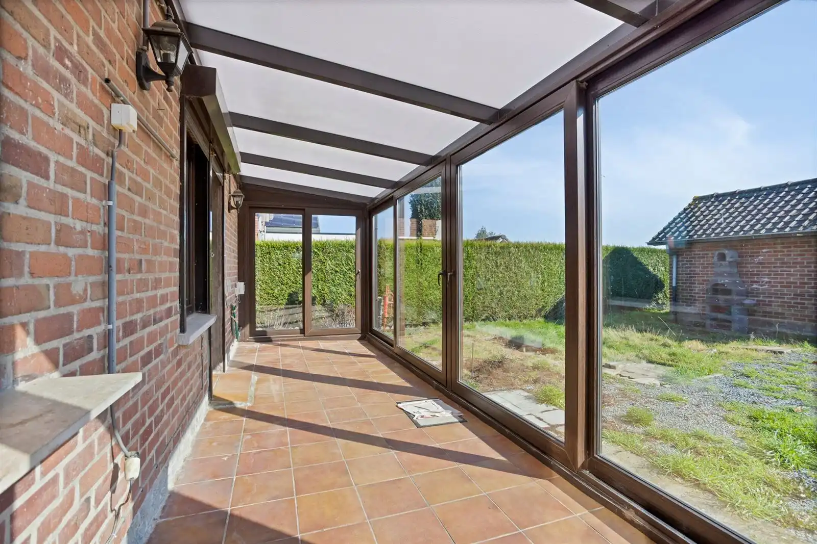 Alleenstaande woning met omringde tuin foto 7