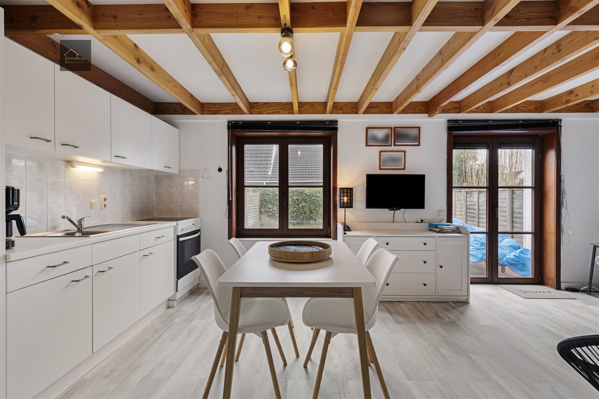 Gemoderniseerde vakantiewoning, 2 slaapkamers + staanplaats. foto 3