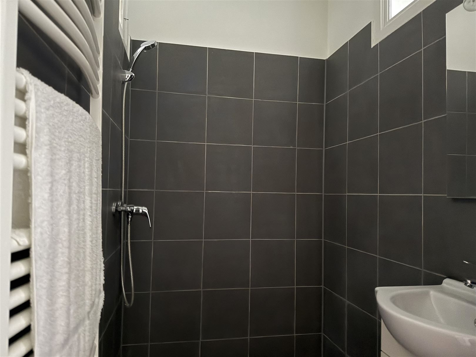 Ongemeubeld appartement met 2 slaapkamers in Westende-Bad foto 14