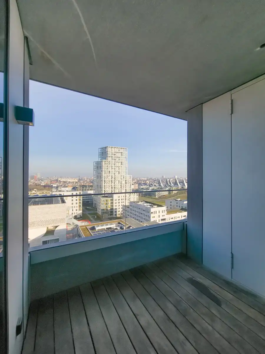 Prachtig 2-kamer app. met prachtig zicht over park en stad foto 5