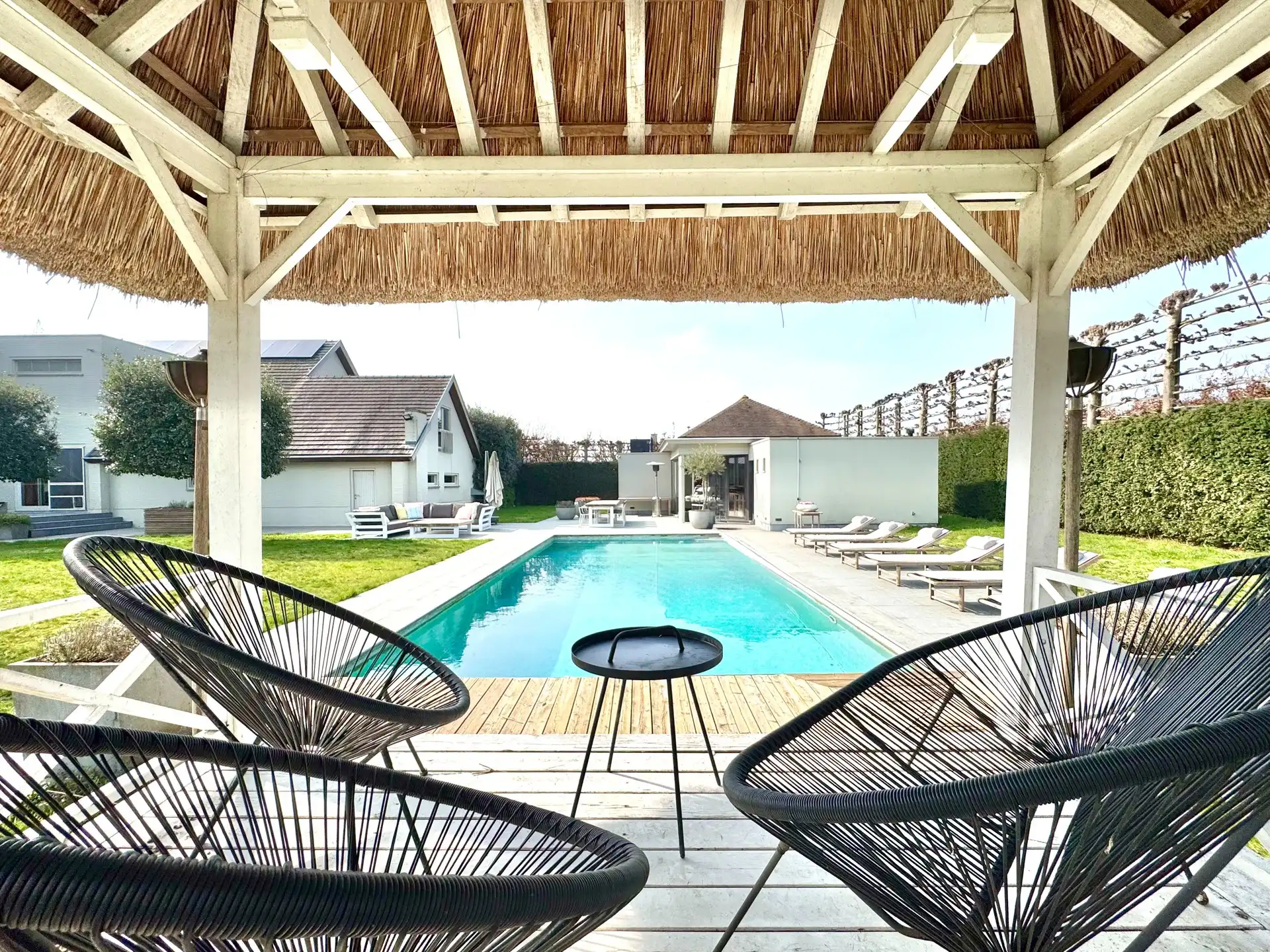 RUIME TIJDLOZE VILLA | 2.800 M² foto 55