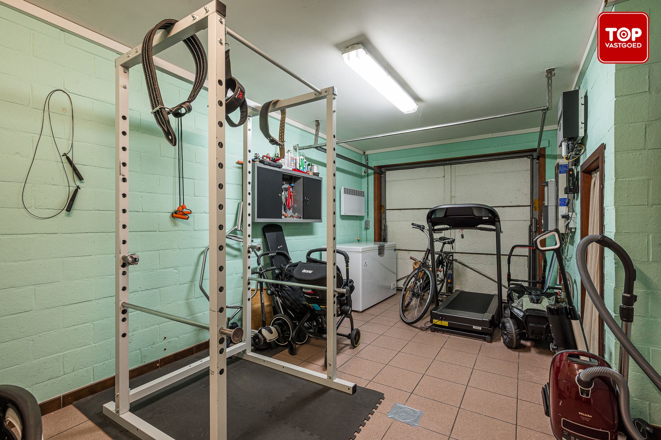 Instapklare woning met 3 slaapkamers in een rustige straat foto 19