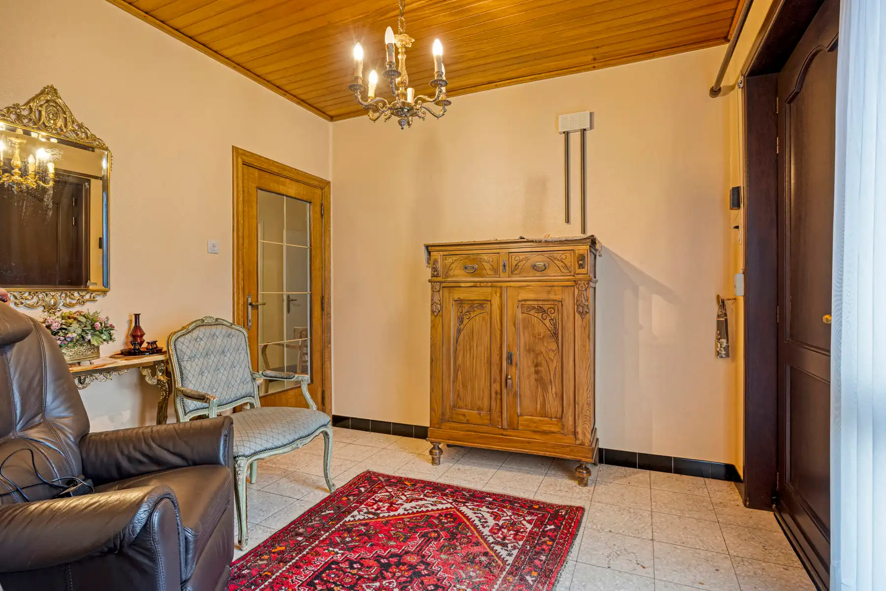 Rustig gelegen vrijstaande woning met 2 slaapkamers.  foto 4