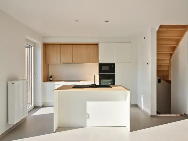 Instapklare gezinswoning met tuin in hartje Kieldrecht foto 6