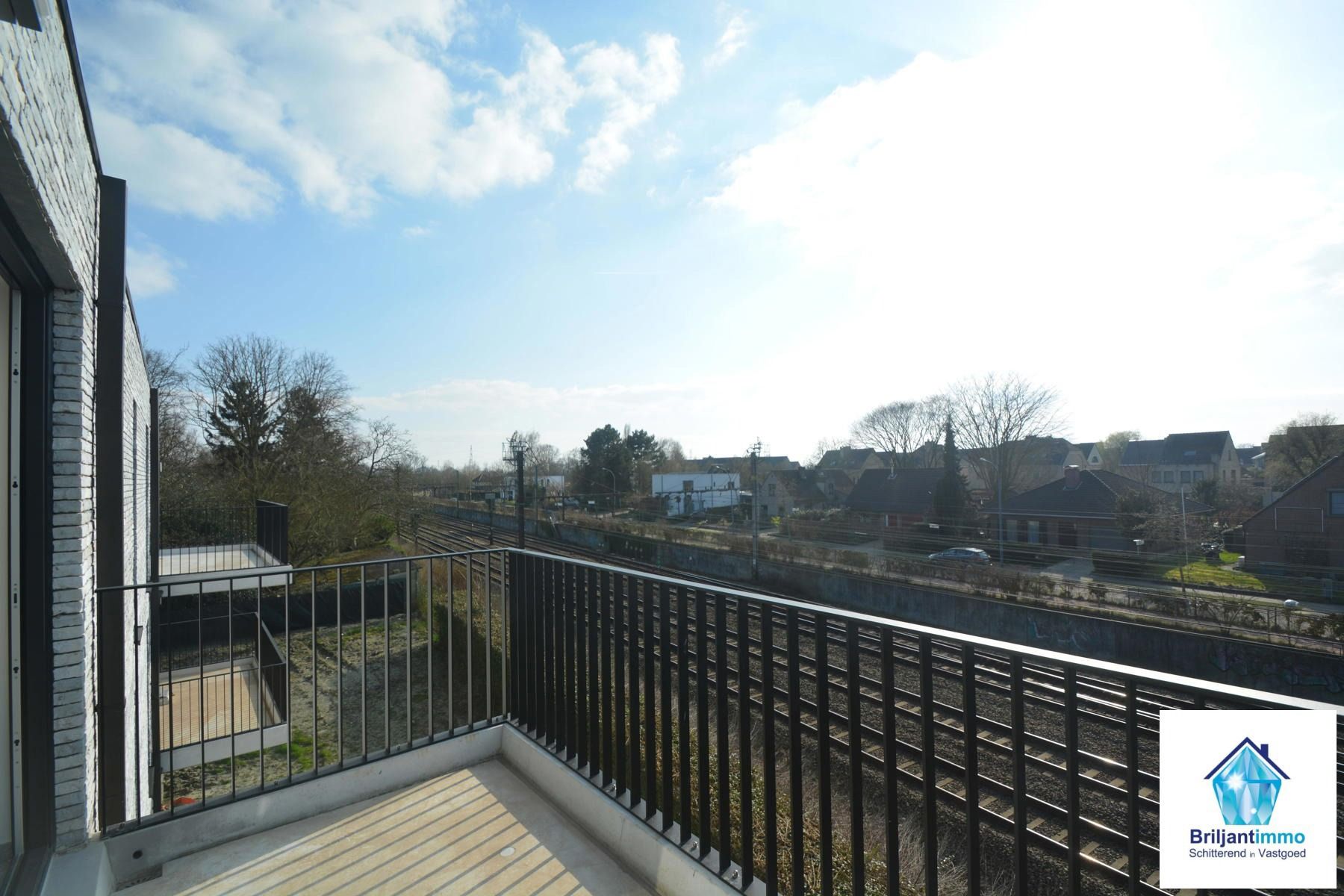 Doorloopappartement met 2 slpkmrs & terras - 6% BTW mogelijk foto 15