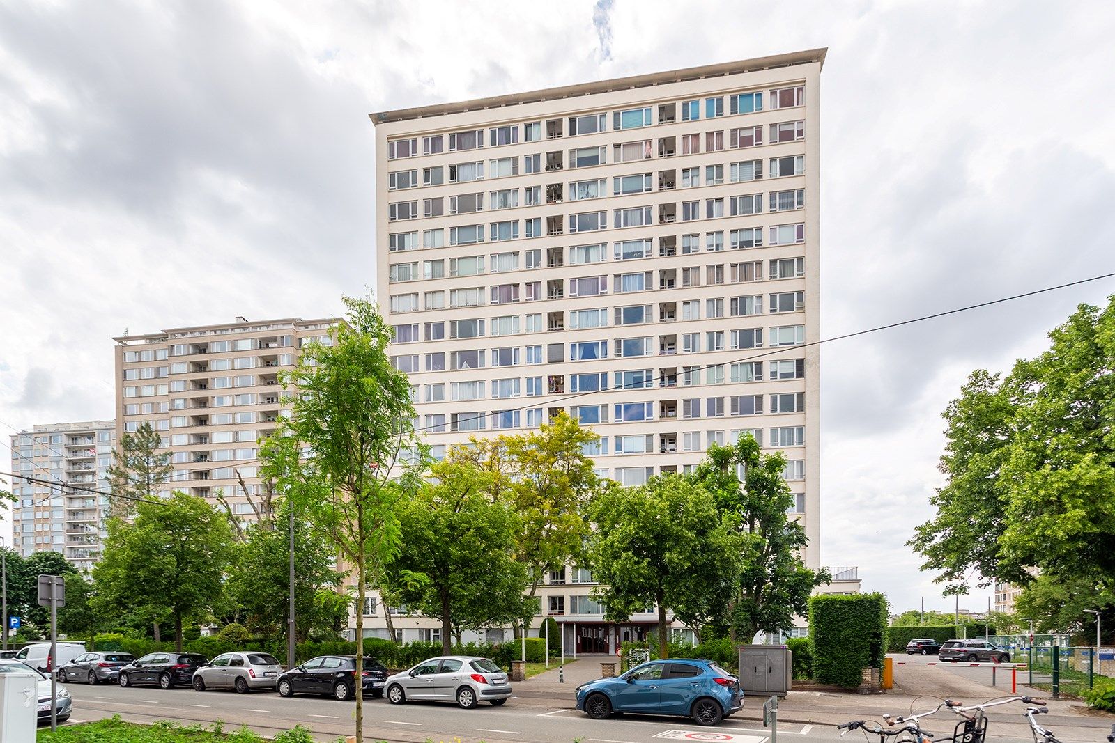 Instapklaar appartement met 2 slpk nabij het Park den Brandt foto 25