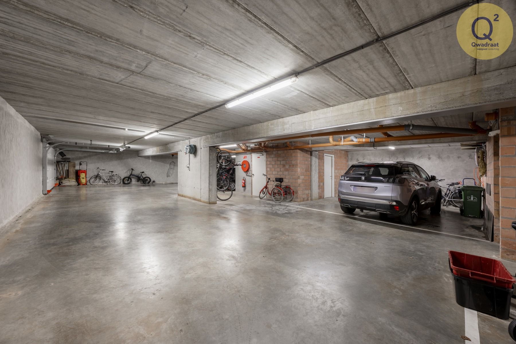 Jong energiezuinig app met grote woonkamer en ruim terras foto 23