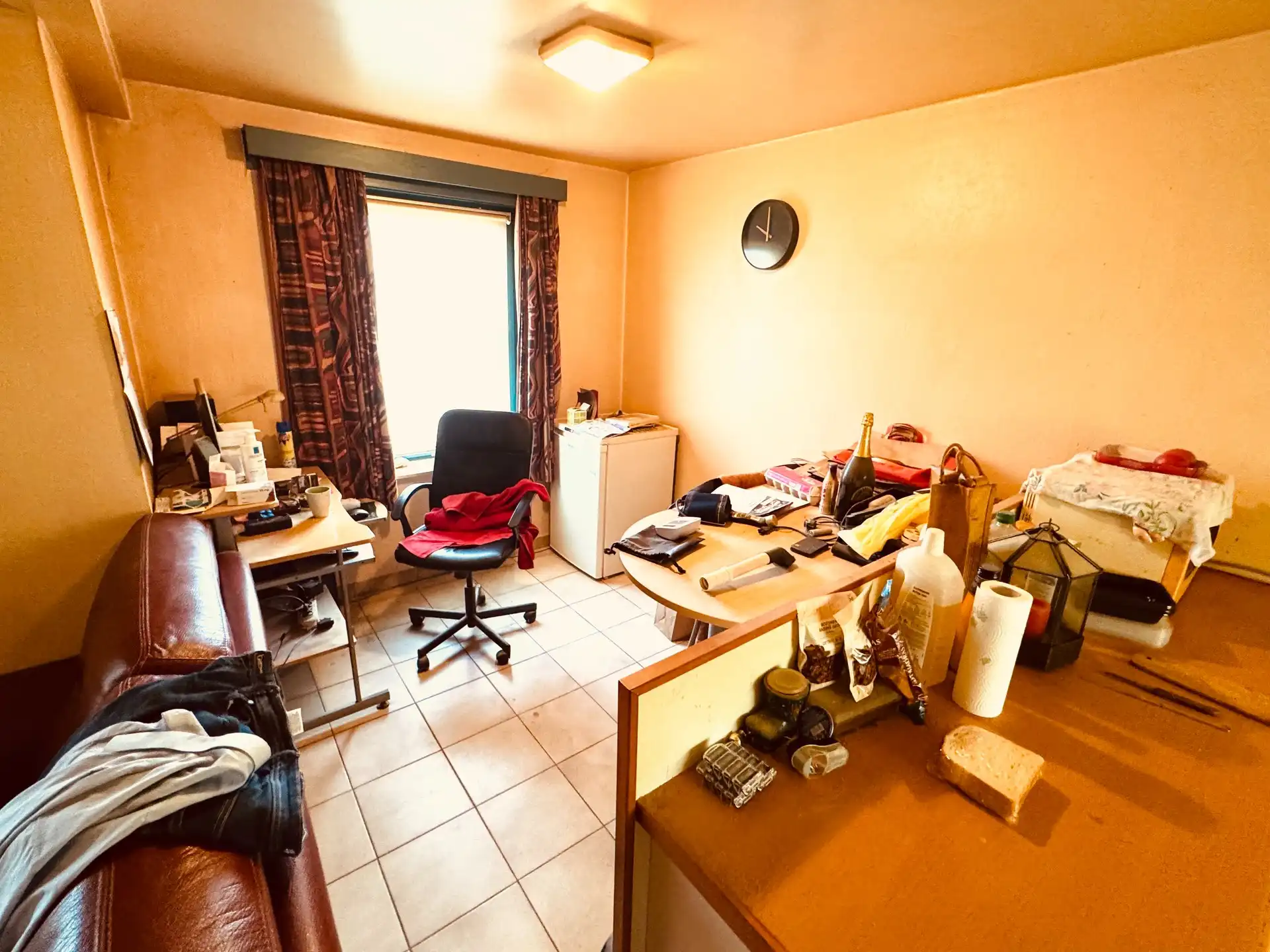 Aangenaam duplex-appartement in Bredene – licht op te frissen naar eigen smaak. foto 4