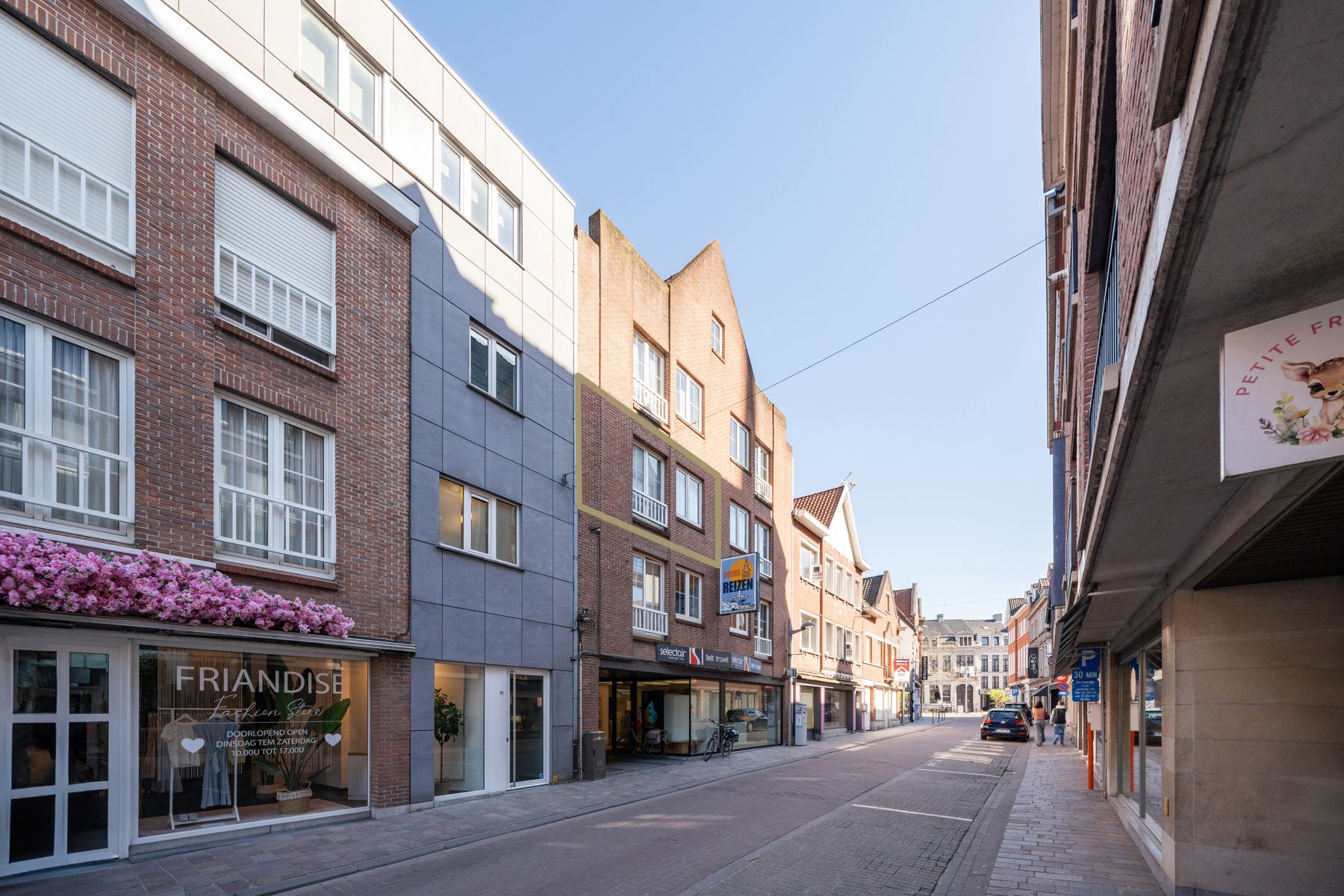 ()=>{if(producerUpdateValueVersion(node),producerAccessed(node),node.value===ERRORED)throw node.error;return node.value} Bruggestraat 9/2 - 8700 Tielt