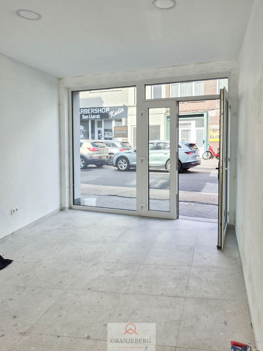 Handelspand (105 m²)  met tuin (40 m²) Muidepoort! foto 3