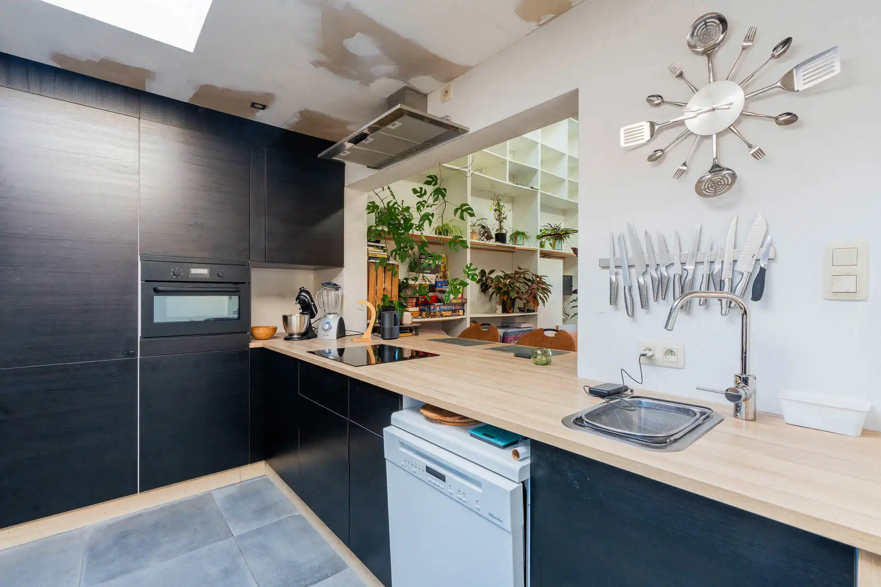 Centraal gelegen instapklare woning met tuin foto 16