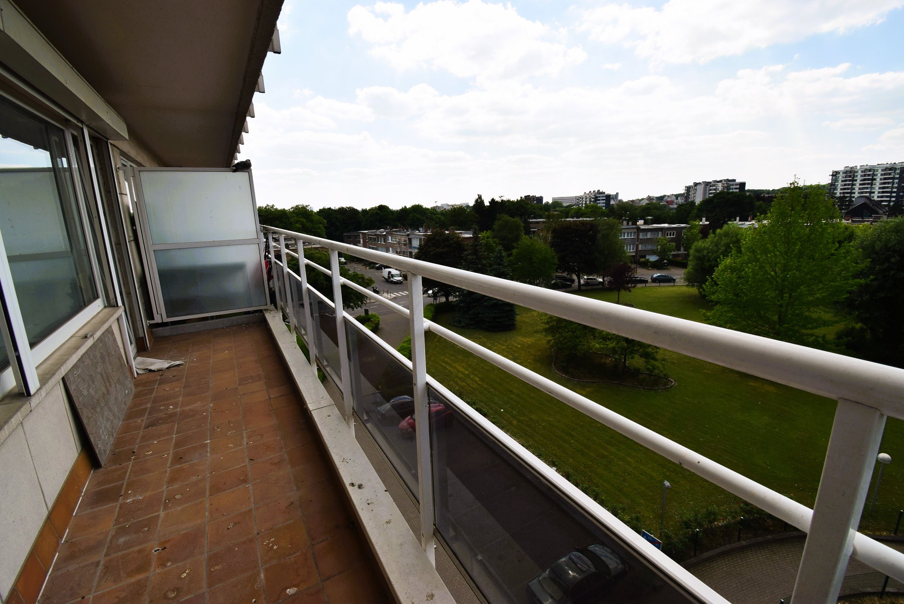 Gerenoveerd appartement 2 slaapkamers foto 3