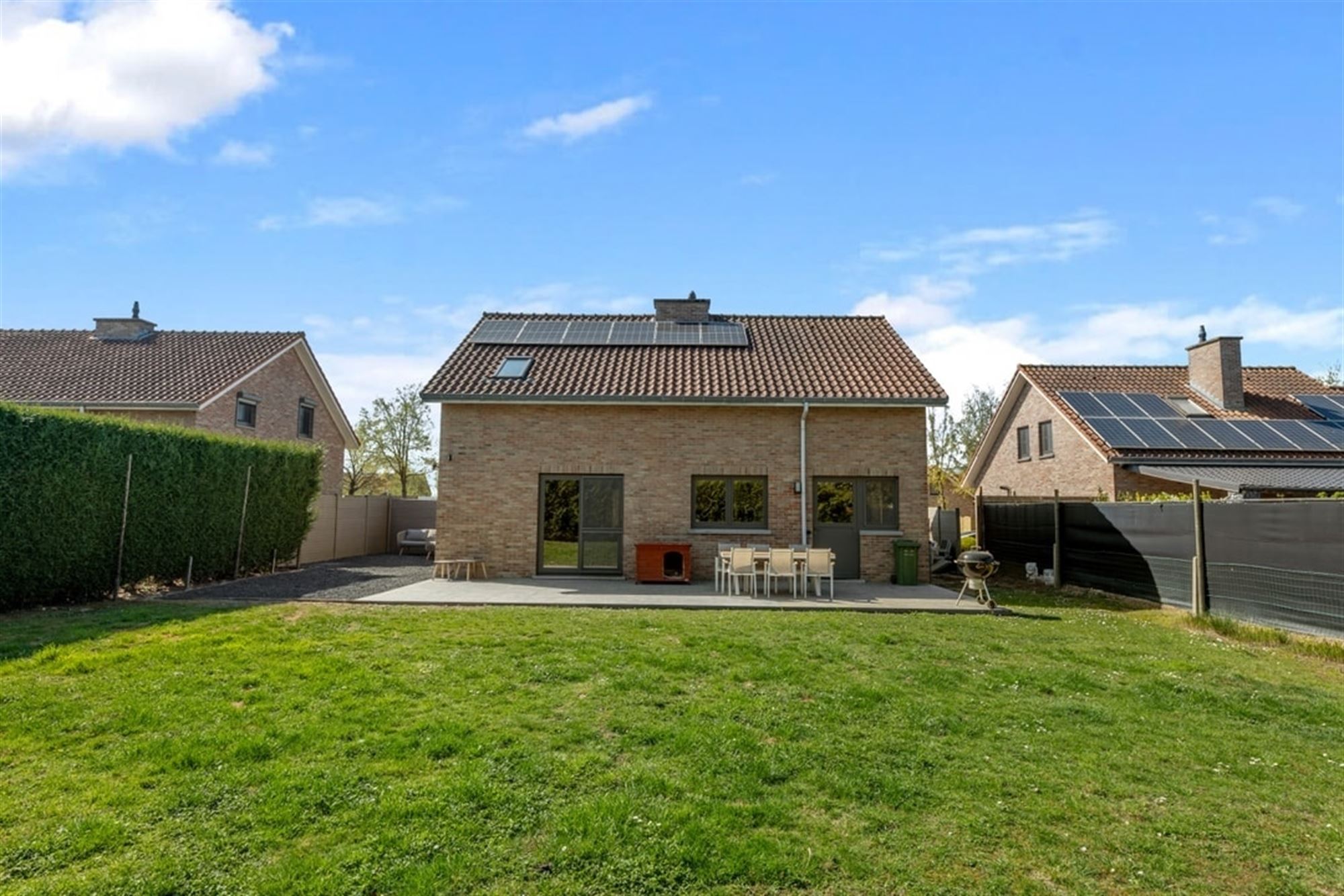 GEZELLIGE GEZINSWONING MET GARAGE OP EEN TOPLOCATIE IN ZEPPEREN  foto 35
