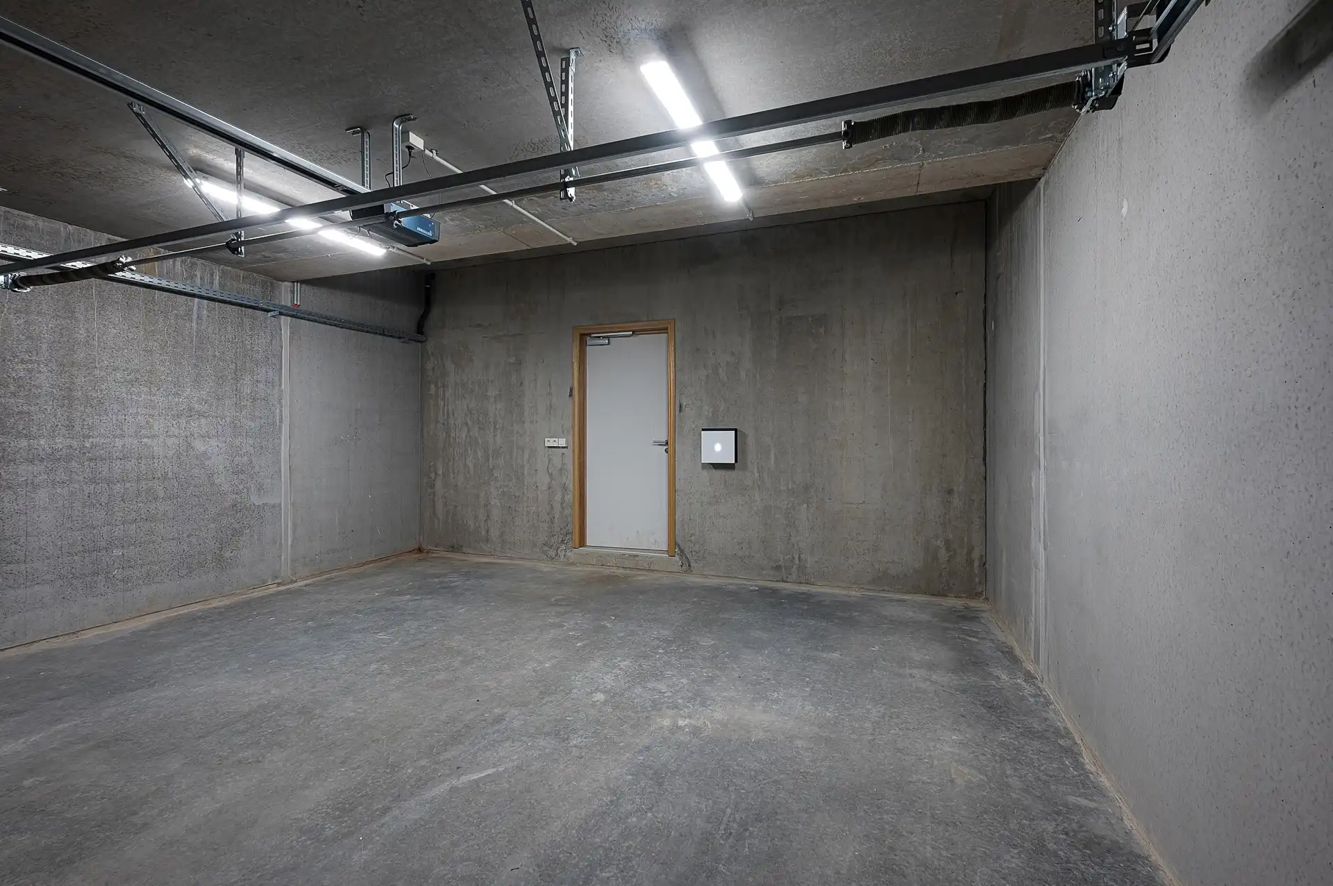 Architecturale BEN-woning met uitzonderlijke leefruimte en zonovergoten terrassen foto 32